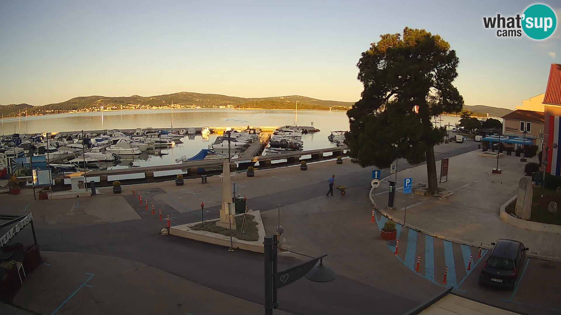 Kamera Biograd na Moru – trg kralja Tomislava