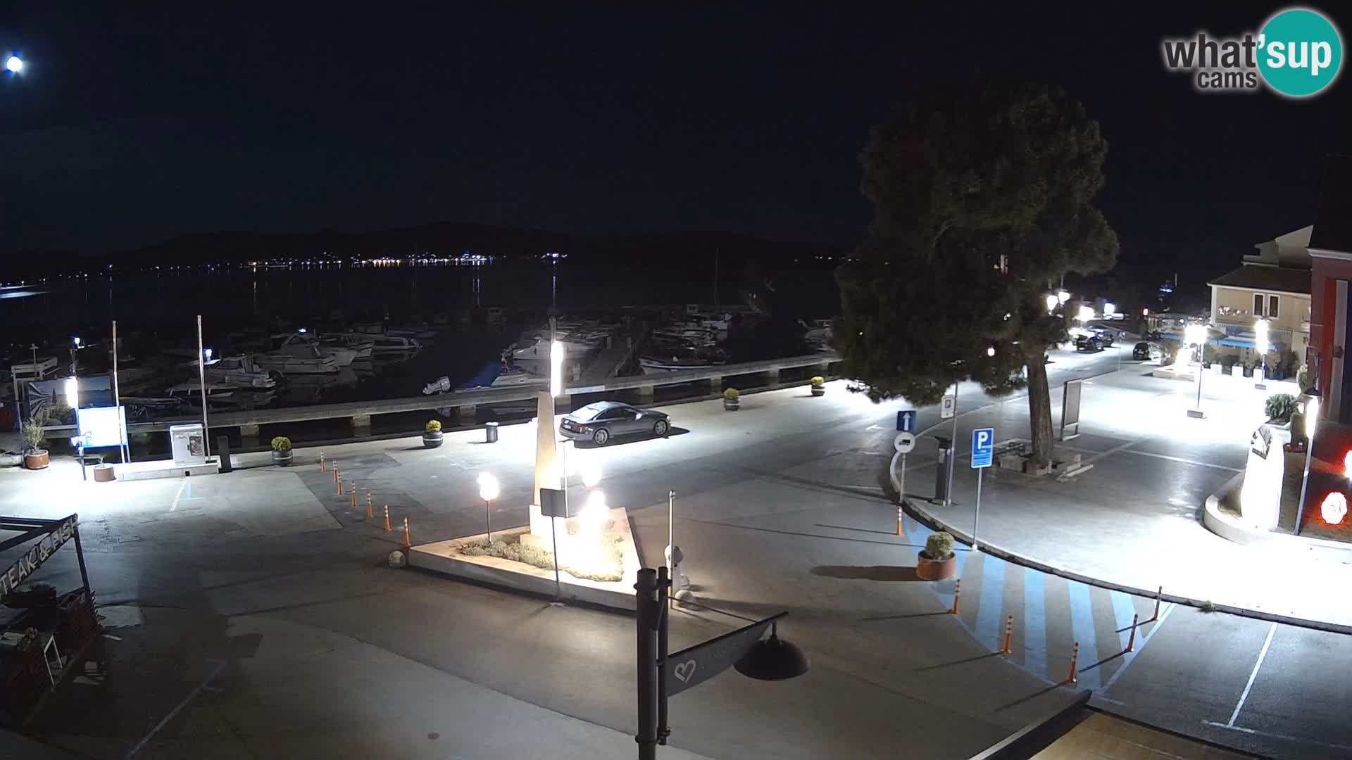 Biograd na Moru webcam – König Tomislav Platz