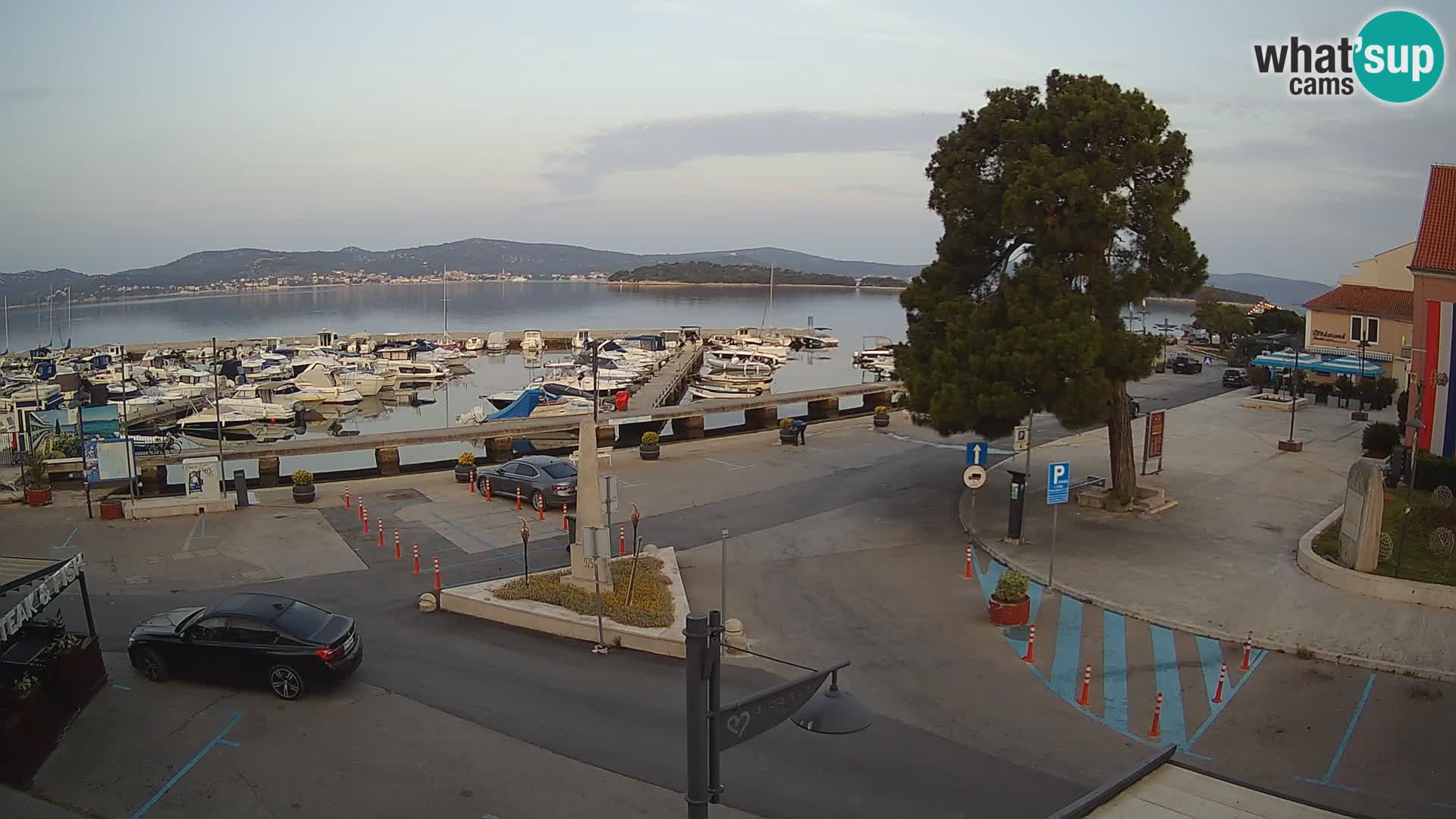 Biograd na Moru webcam – König Tomislav Platz