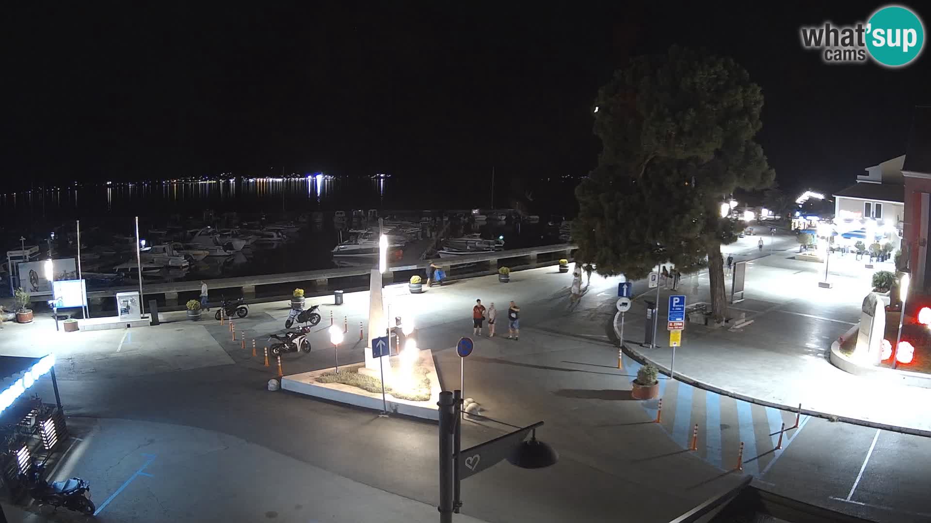 Biograd na Moru webcam – König Tomislav Platz