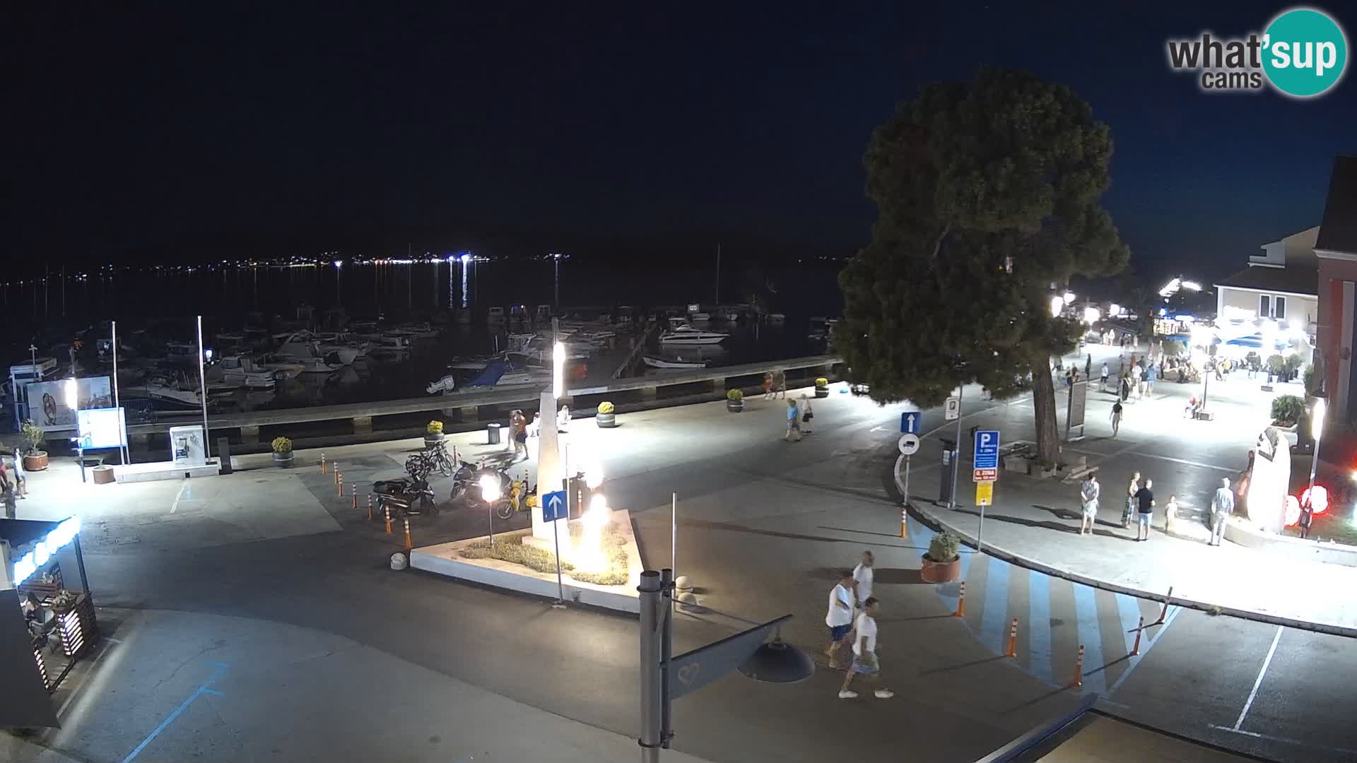 Biograd na Moru webcam – König Tomislav Platz