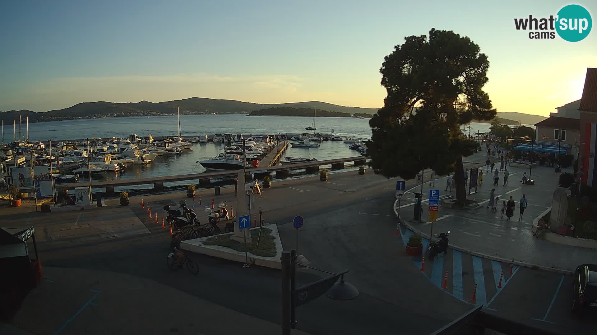 Kamera Biograd na Moru – trg kralja Tomislava