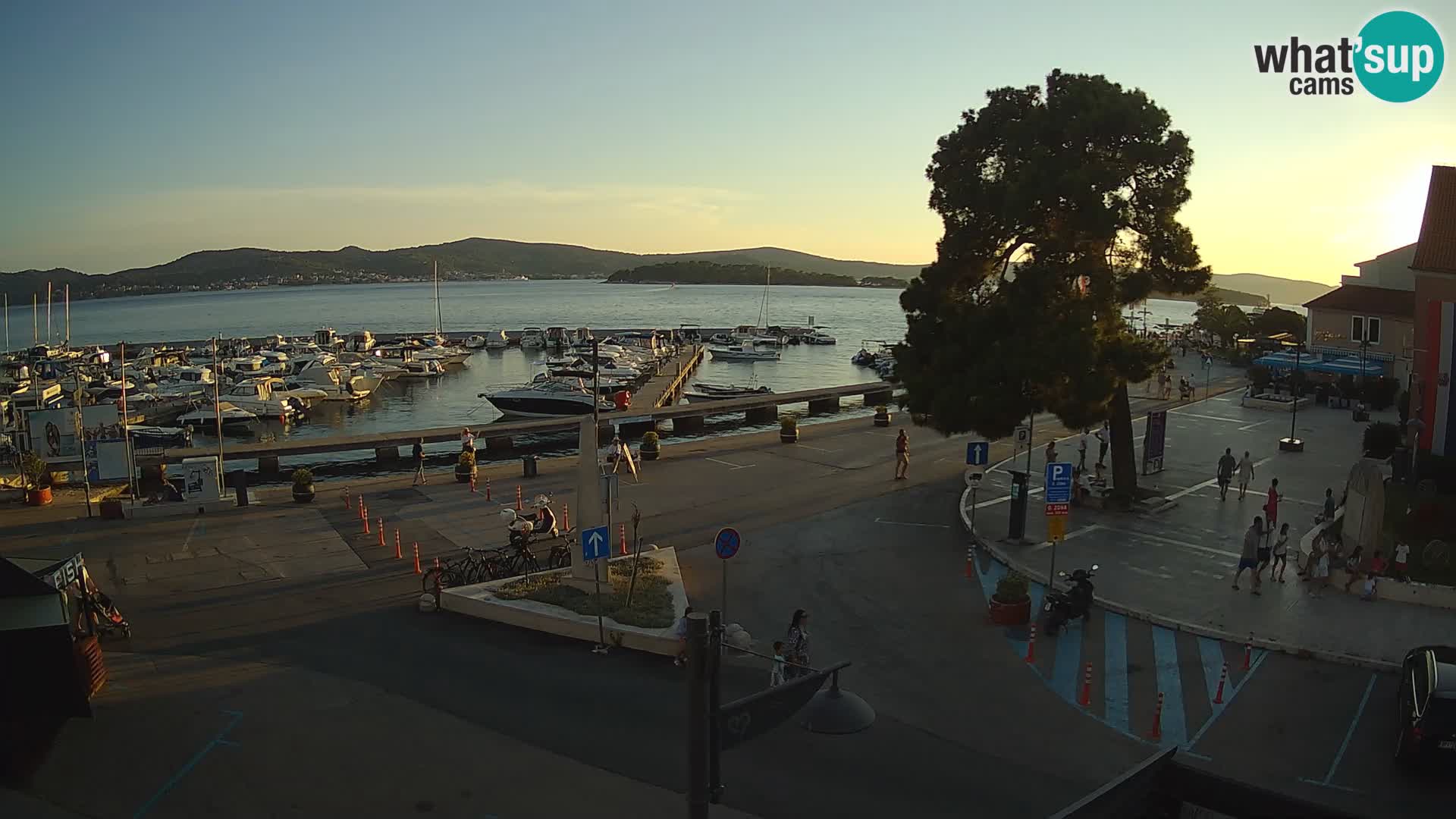 Kamera Biograd na Moru – trg kralja Tomislava