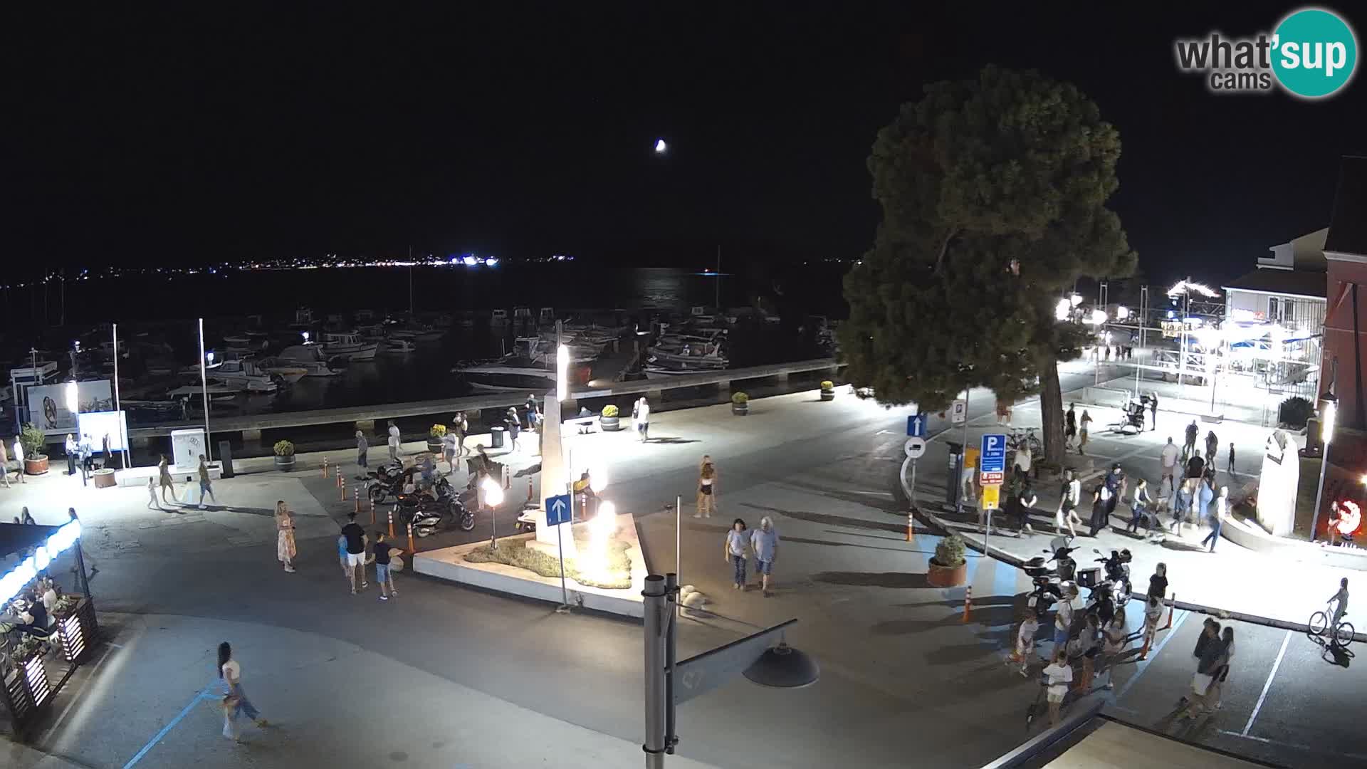 Biograd na Moru webcam – König Tomislav Platz