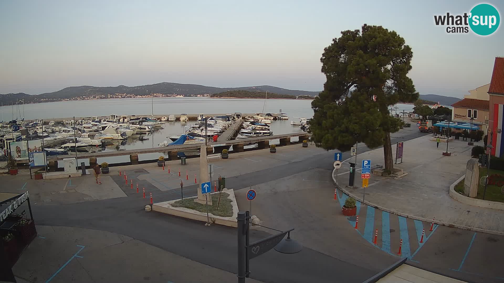 Kamera Biograd na Moru – trg kralja Tomislava