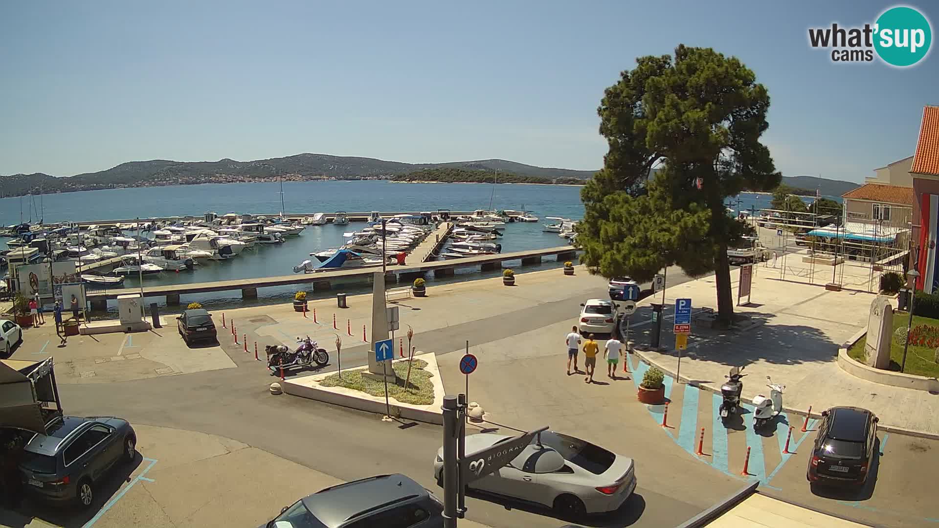 Biograd na Moru webcam – König Tomislav Platz