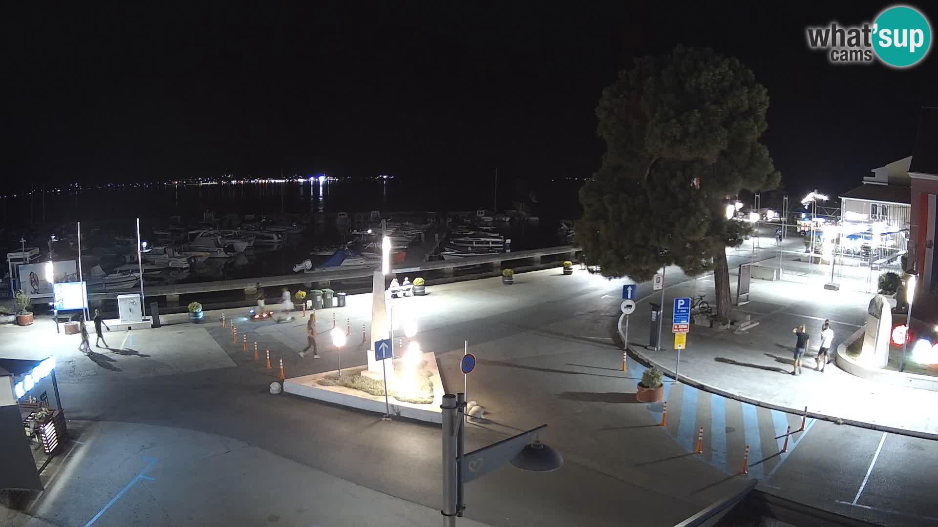 Biograd na Moru webcam – König Tomislav Platz