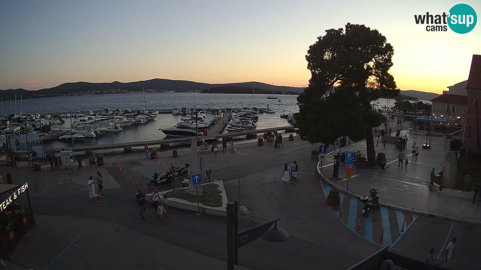 Kamera Biograd na Moru – trg kralja Tomislava