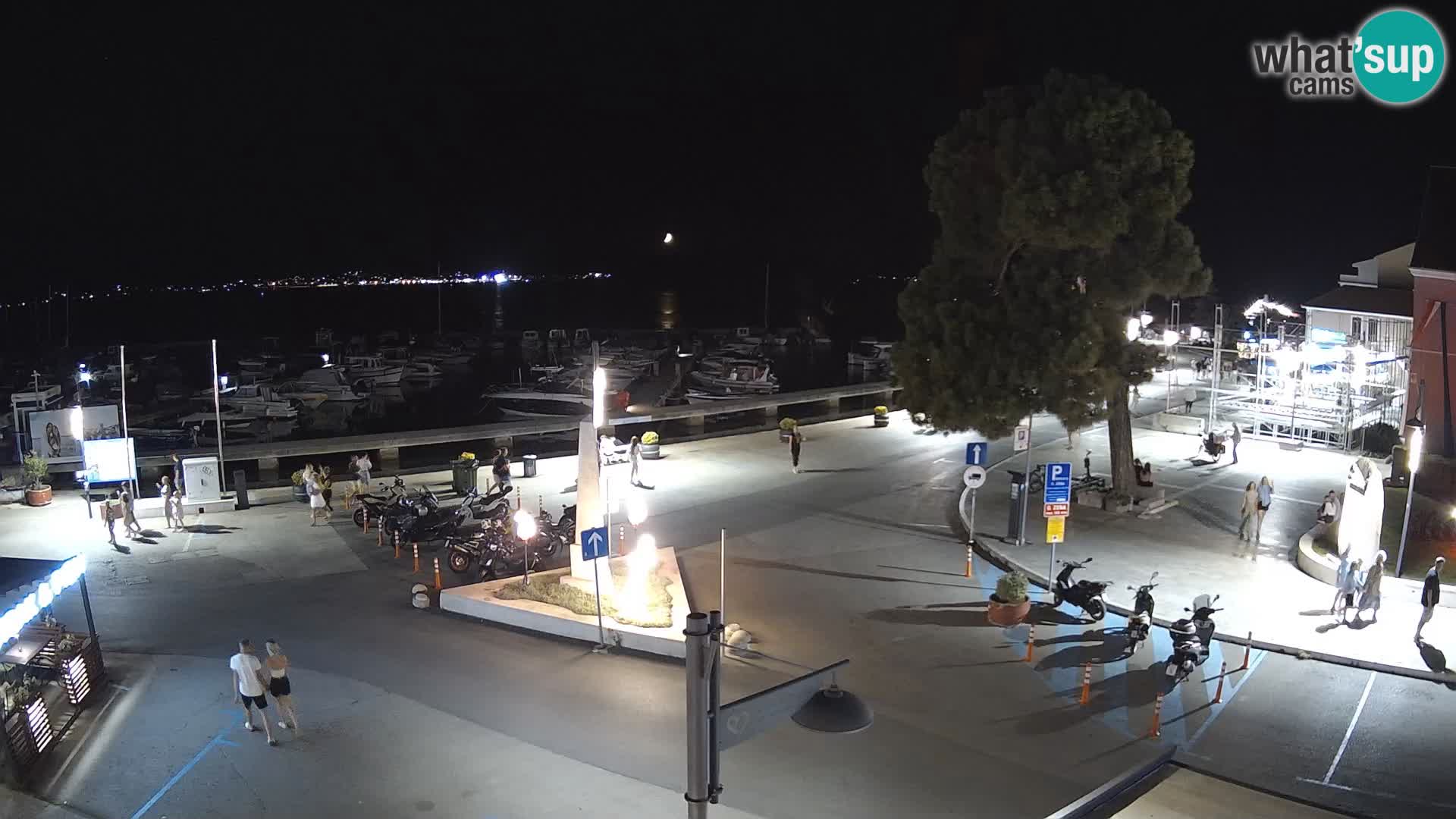 Biograd na Moru webcam – König Tomislav Platz