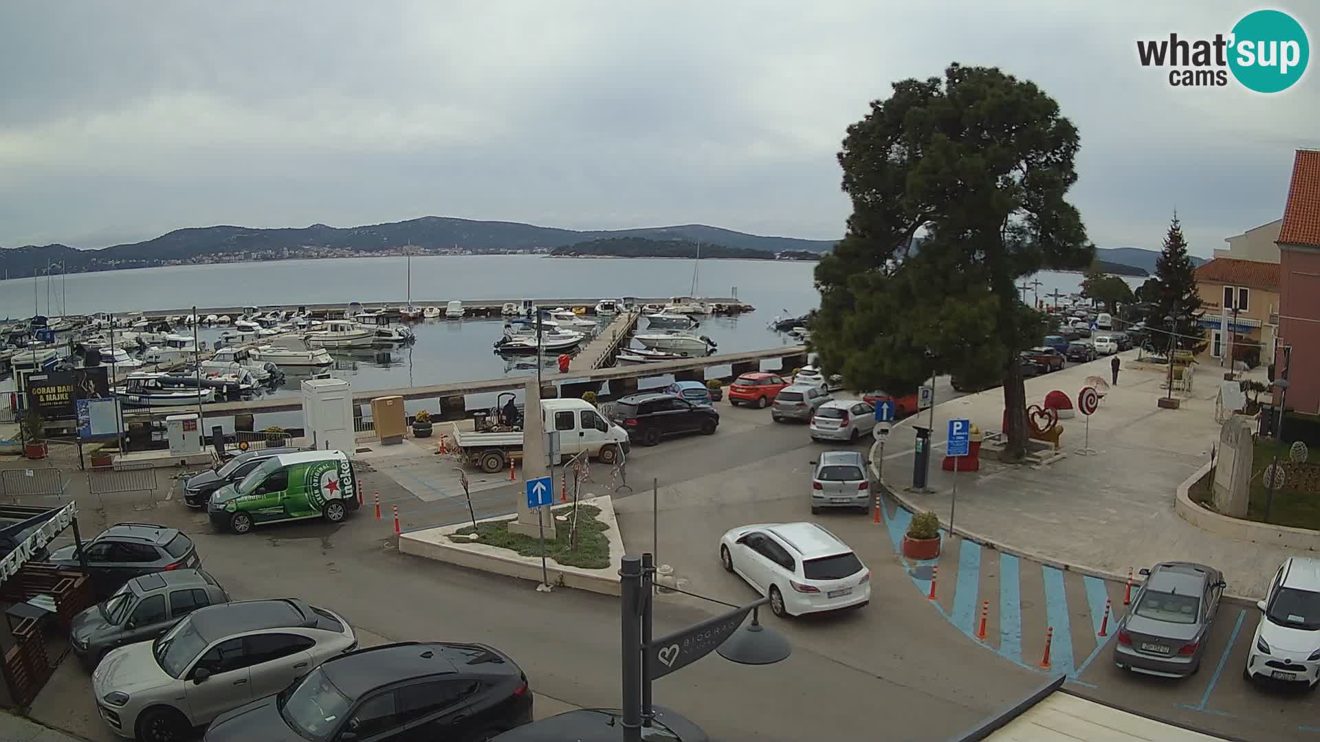 Kamera Biograd na Moru – trg kralja Tomislava