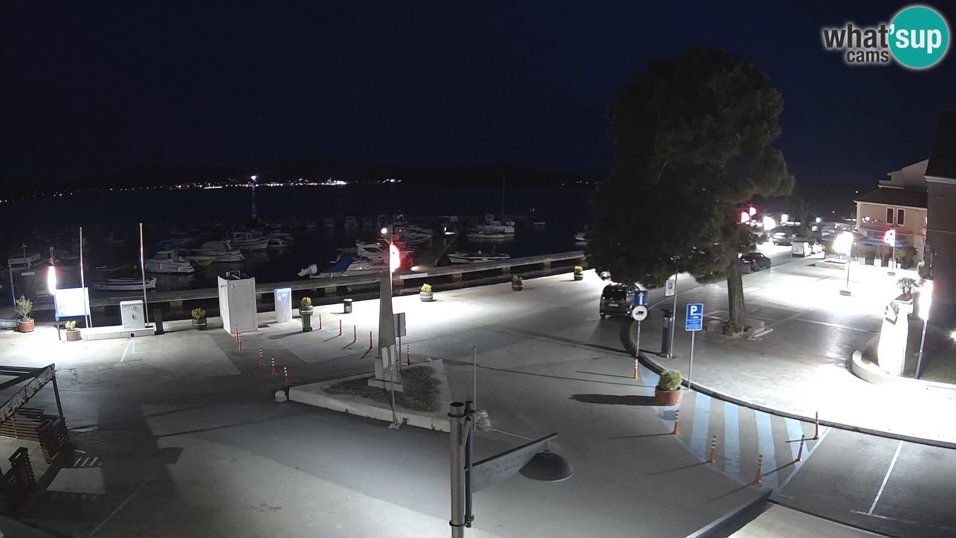 Biograd na Moru webcam – König Tomislav Platz