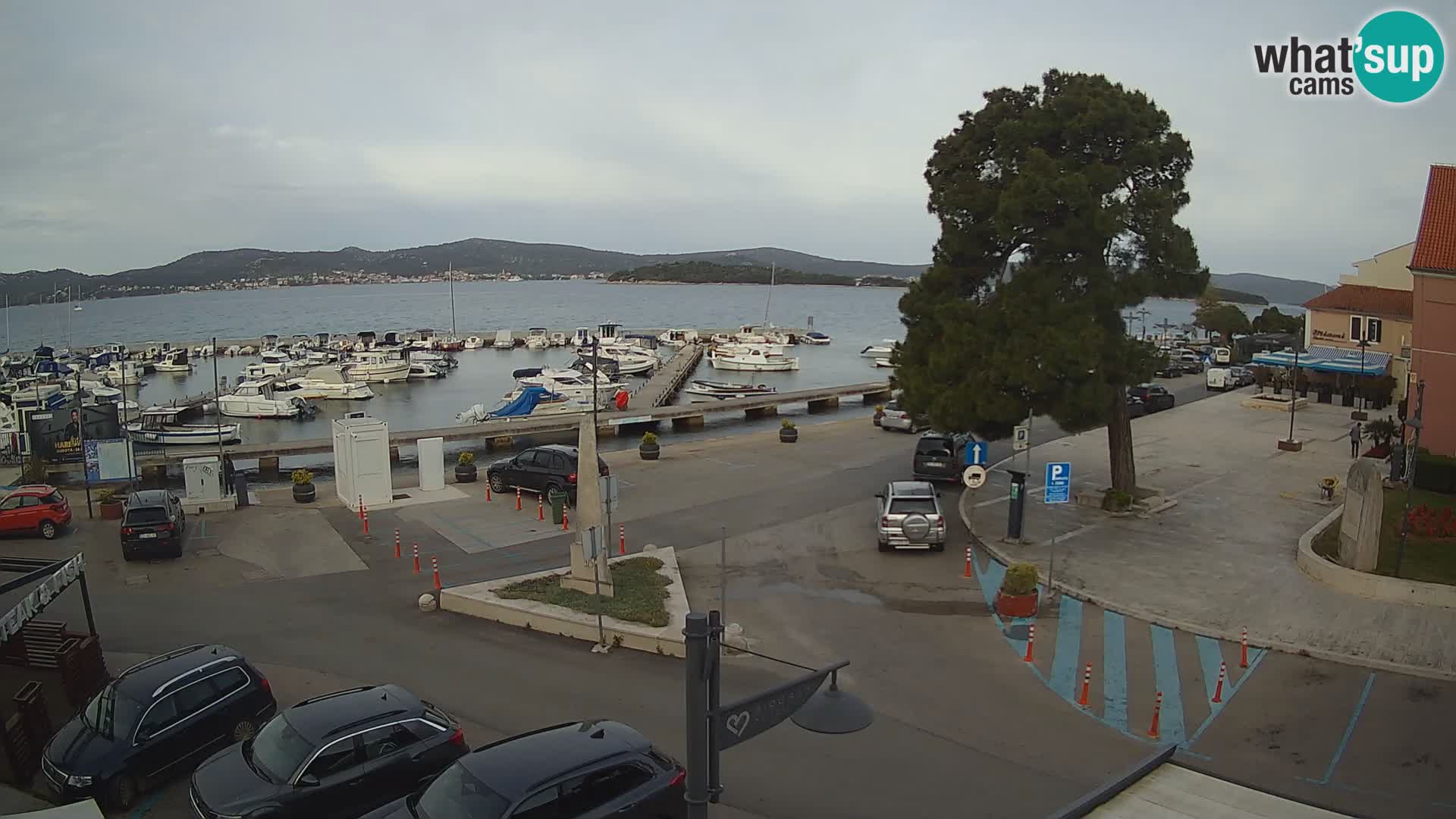 Kamera Biograd na Moru – trg kralja Tomislava