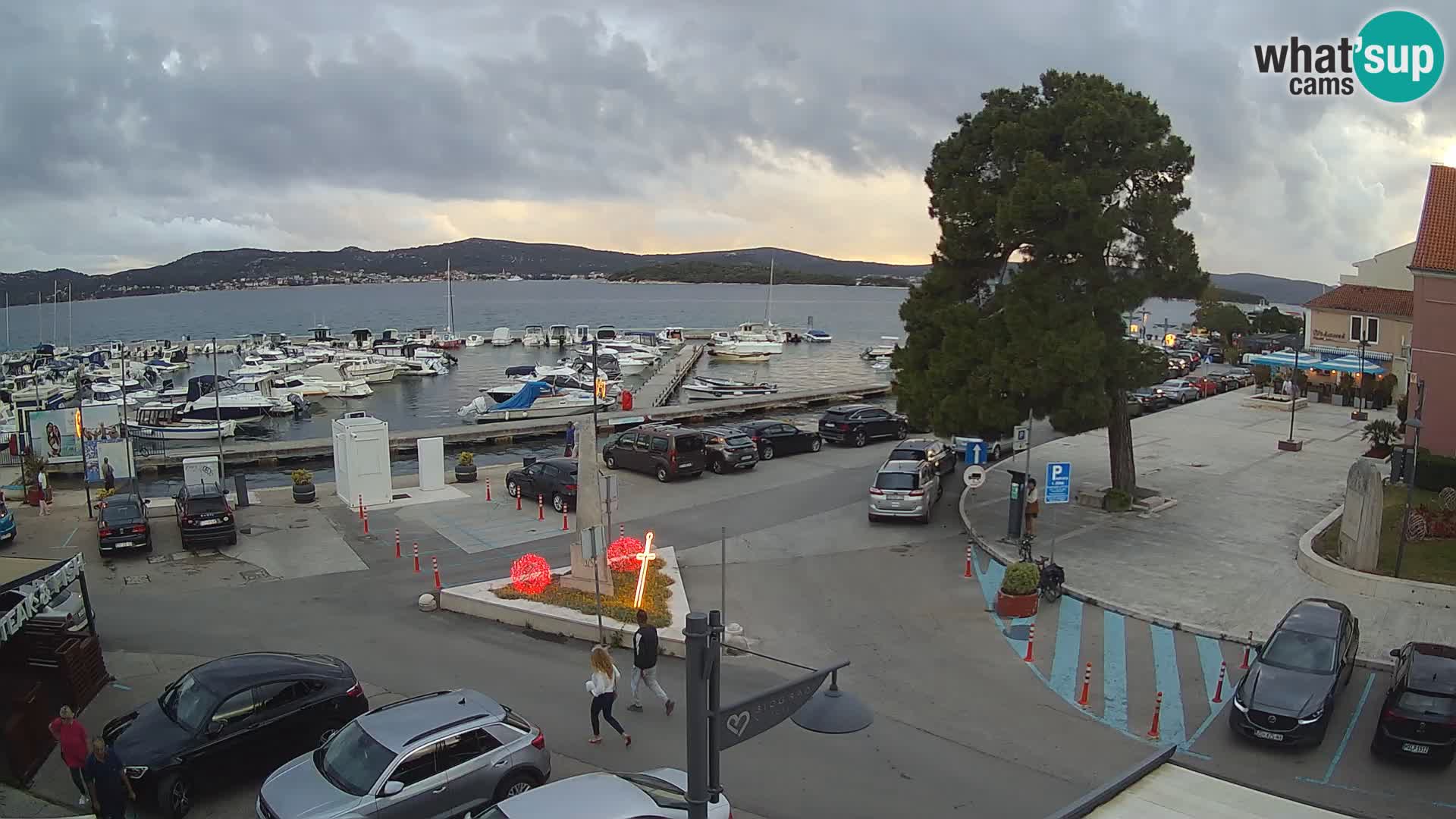 Biograd na Moru webcam – König Tomislav Platz