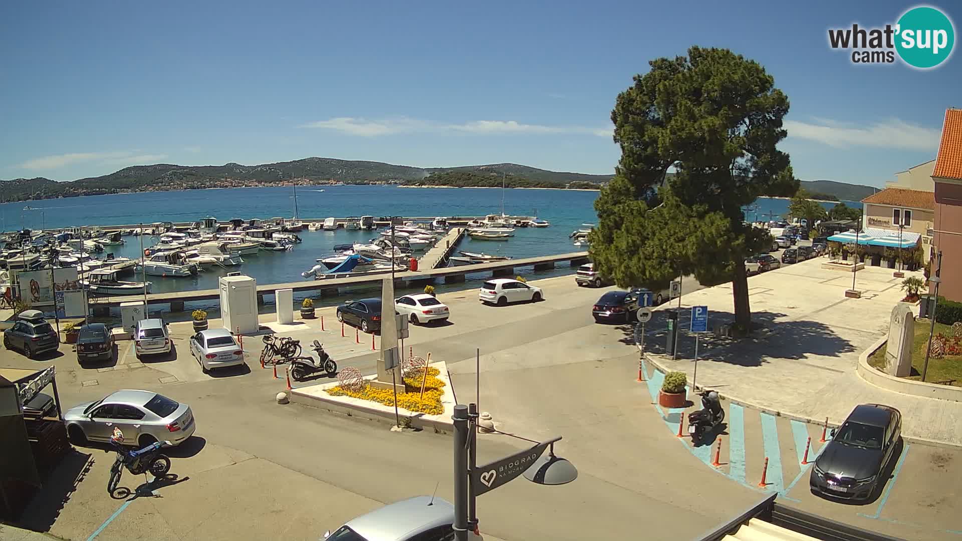 Kamera Biograd na Moru – trg kralja Tomislava
