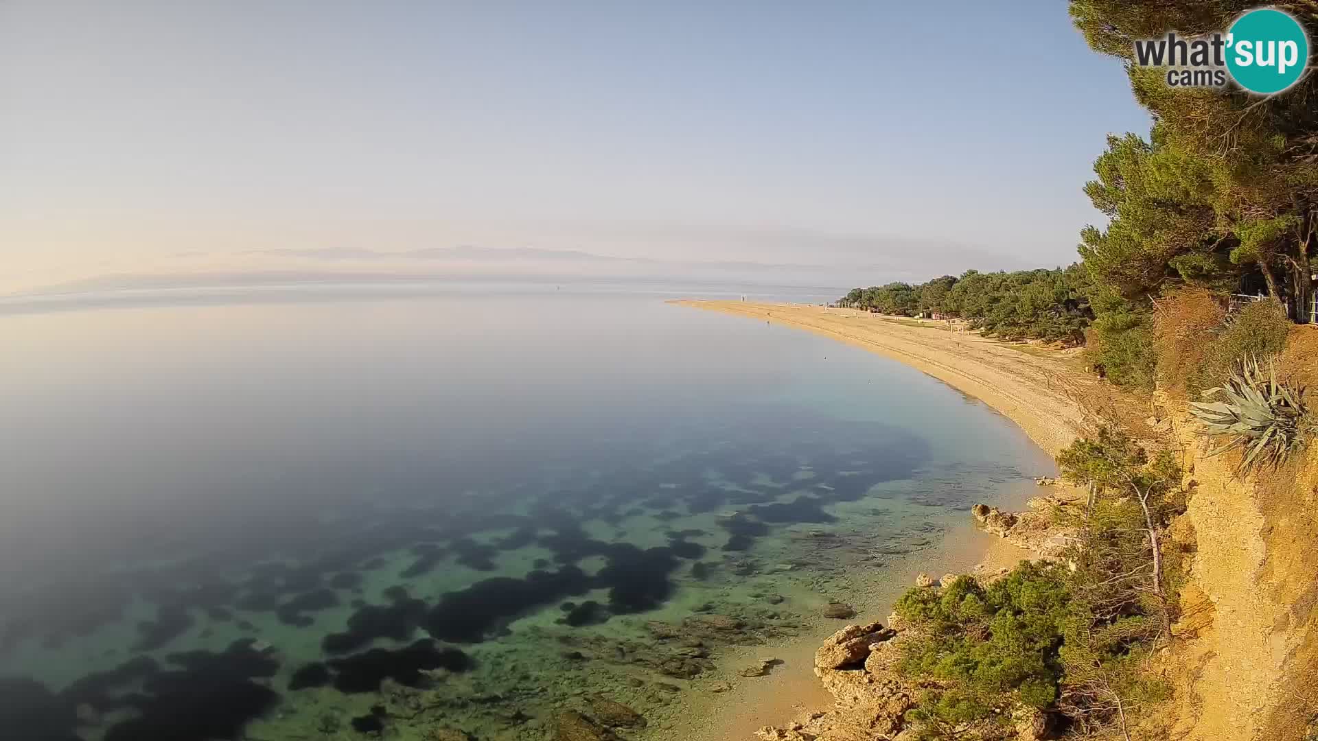 Web kamera Bol Zlatni Rat – Pogled uživo s otoka Brača