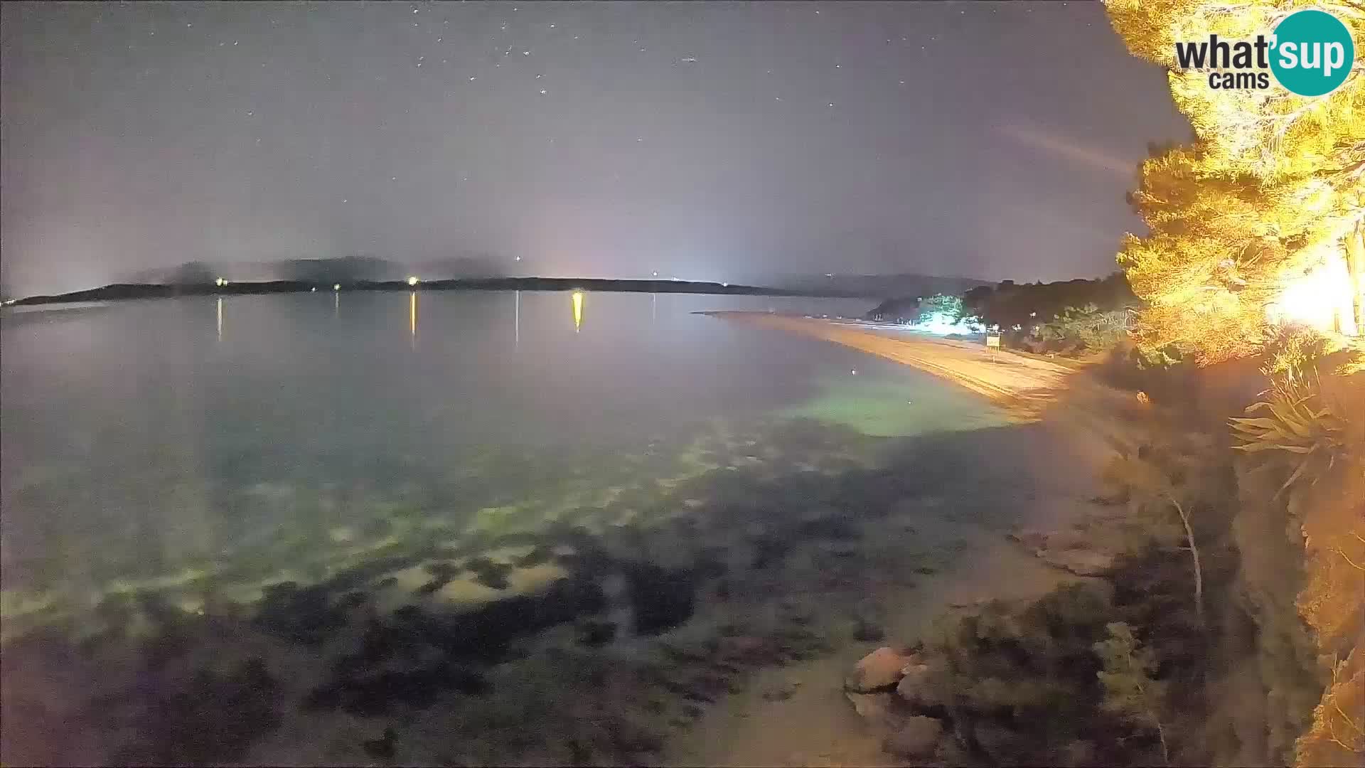 Spletna kamera Bol Zlatni Rat – Pogled v živo z otoka Brač