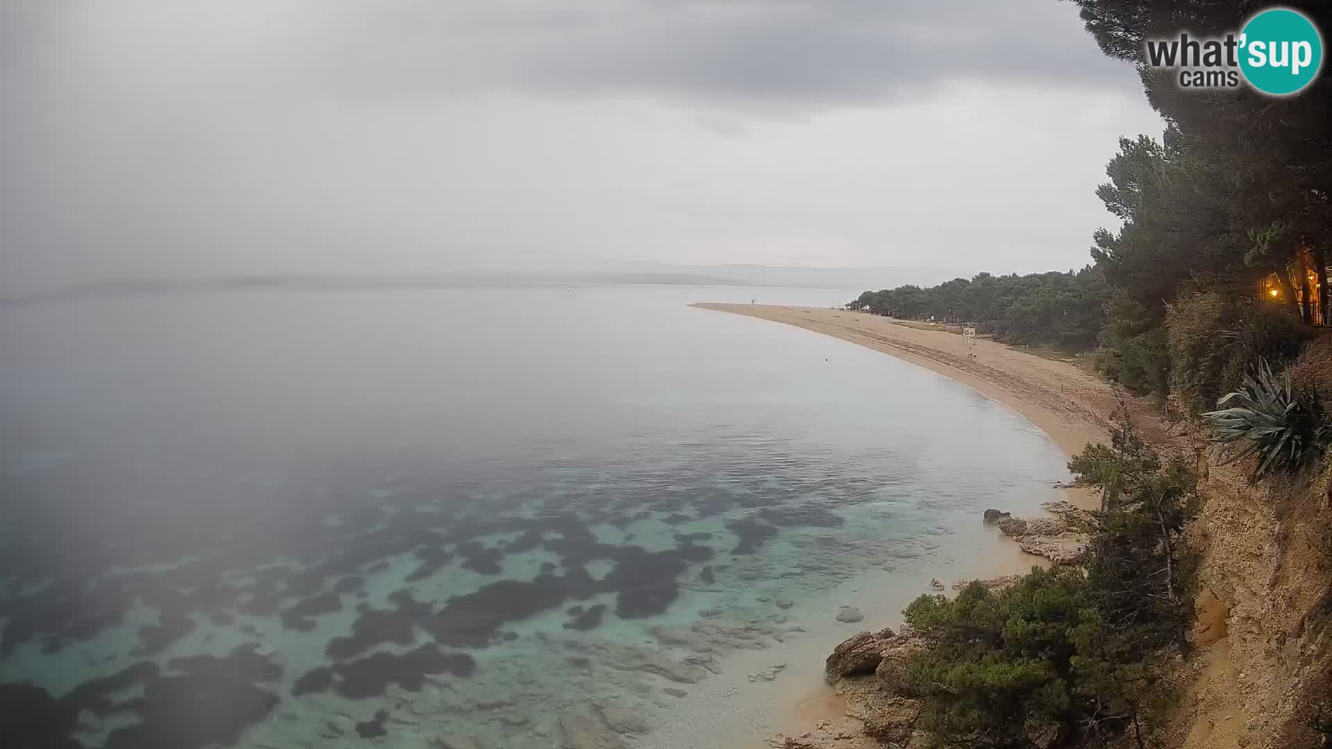 Web kamera Bol Zlatni Rat – Pogled uživo s otoka Brača