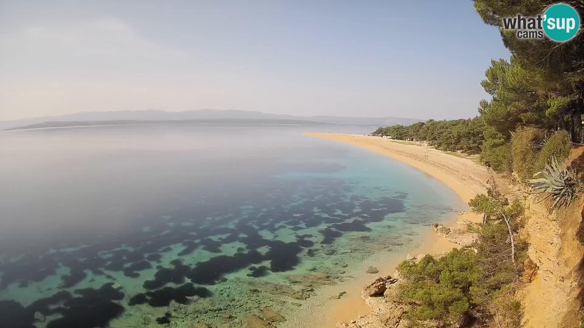 Spletna kamera Bol Zlatni Rat – Pogled v živo z otoka Brač