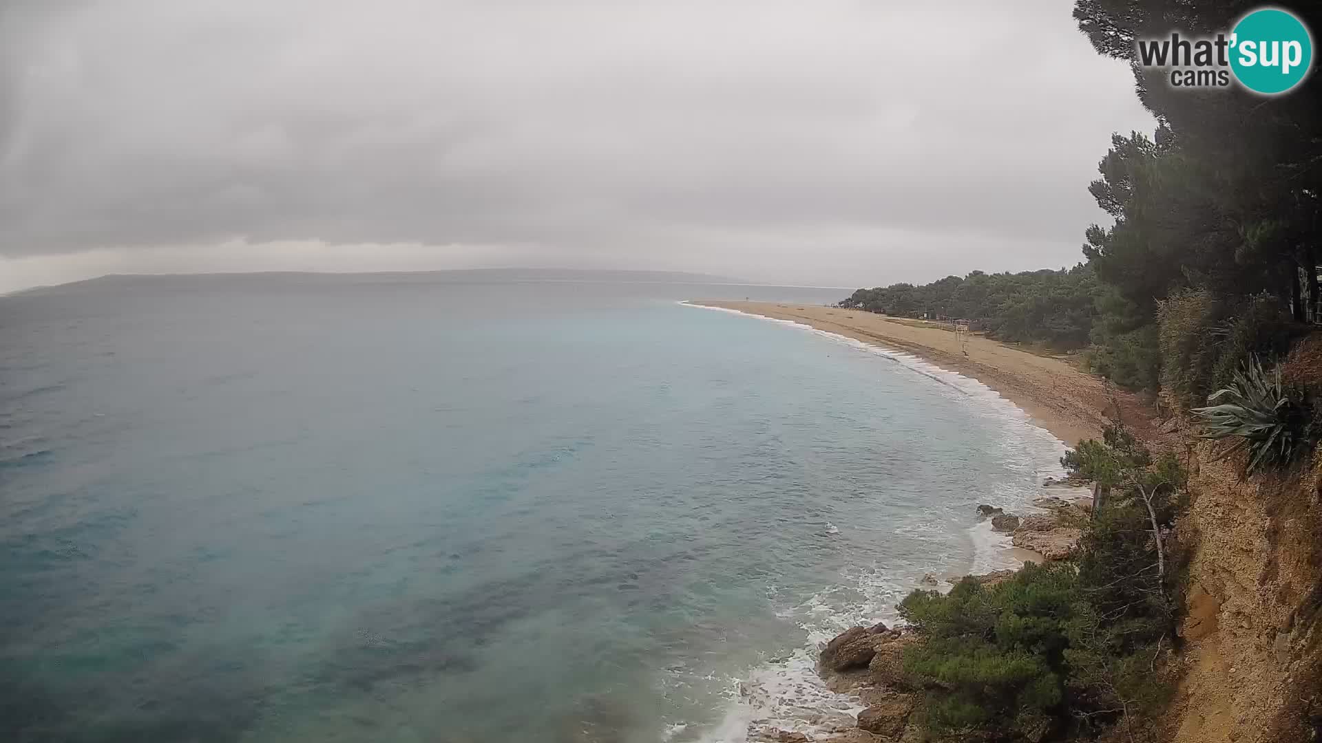 Spletna kamera Bol Zlatni Rat – Pogled v živo z otoka Brač