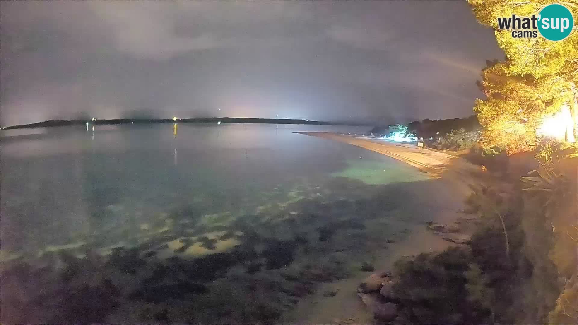 Webcam Zlatni Rat Bol – Liveblick vom berühmten Strand auf Brač