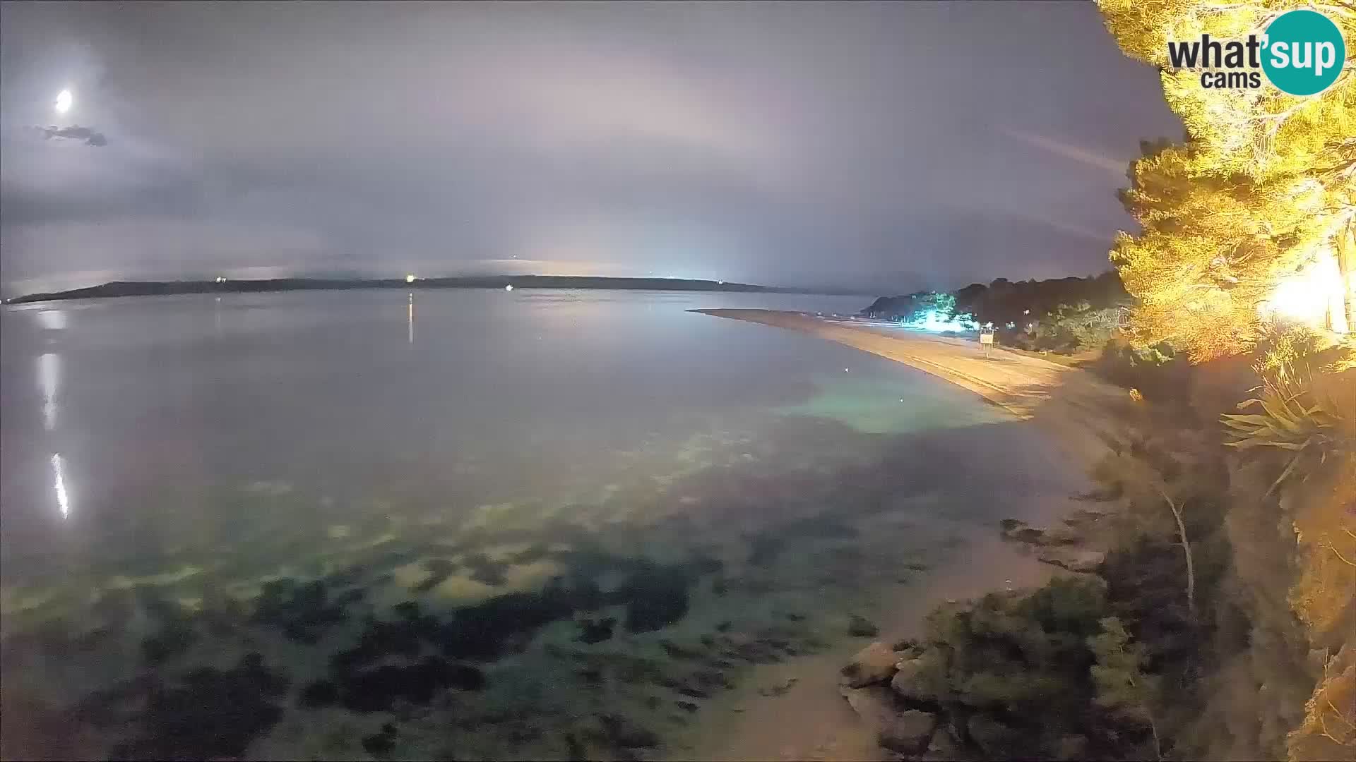 Webcam Zlatni Rat Bol – Liveblick vom berühmten Strand auf Brač