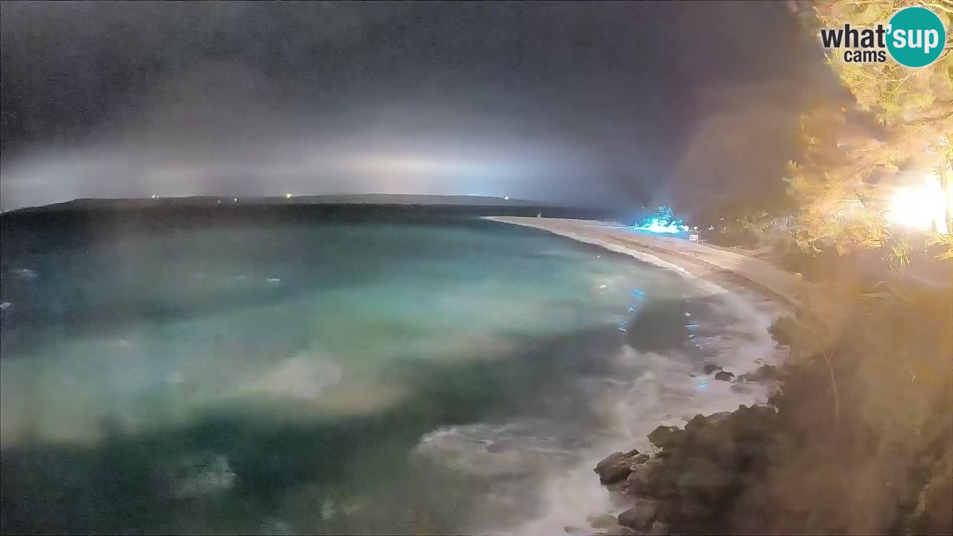 Webcam Zlatni Rat Bol – Liveblick vom berühmten Strand auf Brač