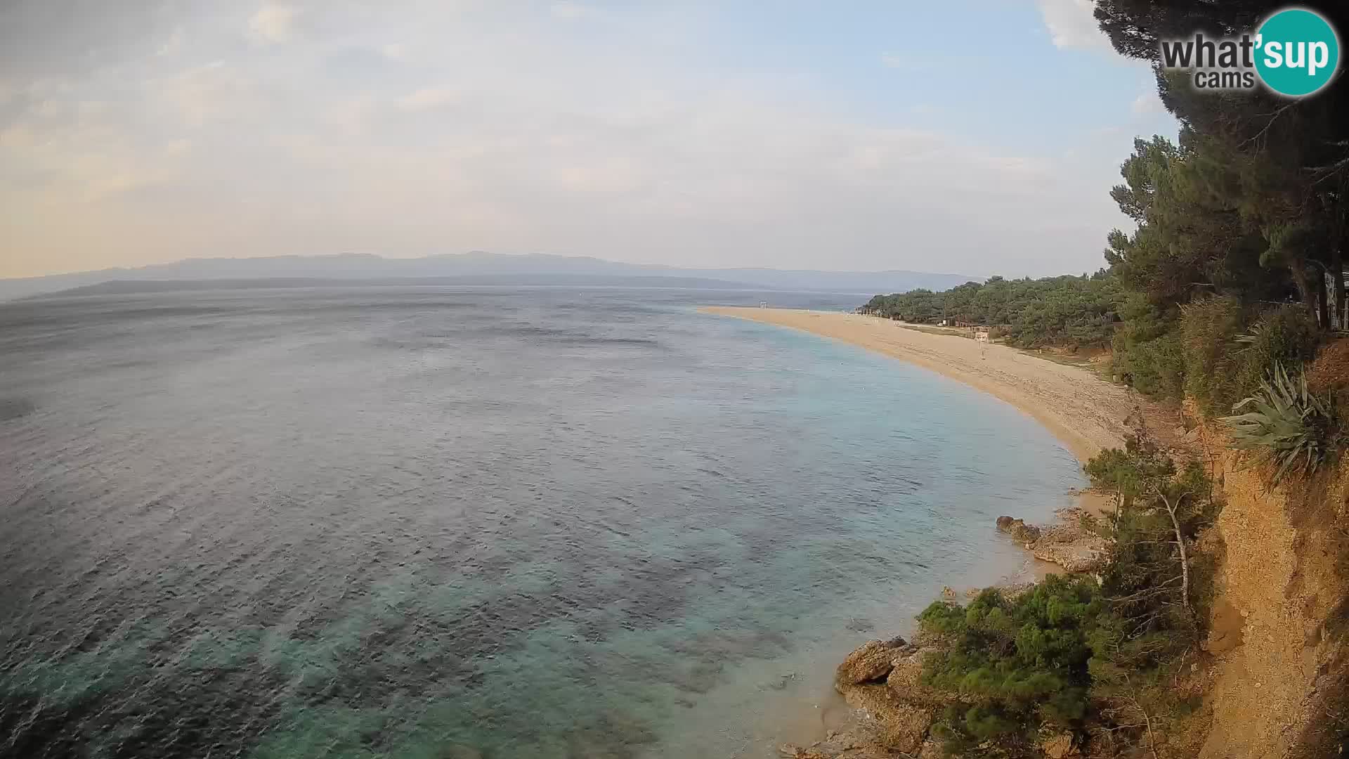 Spletna kamera Bol Zlatni Rat – Pogled v živo z otoka Brač