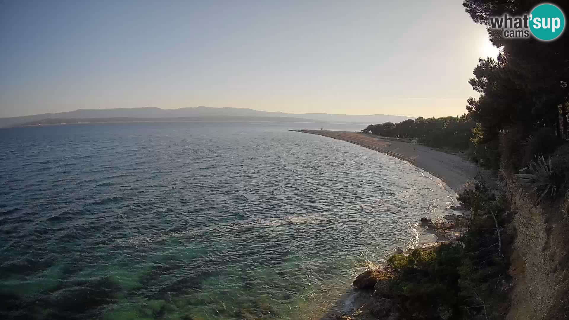 Spletna kamera Bol Zlatni Rat – Pogled v živo z otoka Brač