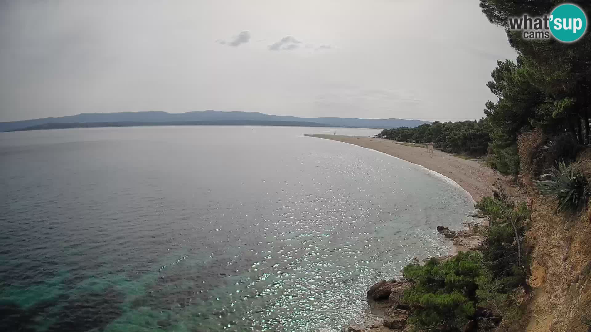 Spletna kamera Bol Zlatni Rat – Pogled v živo z otoka Brač
