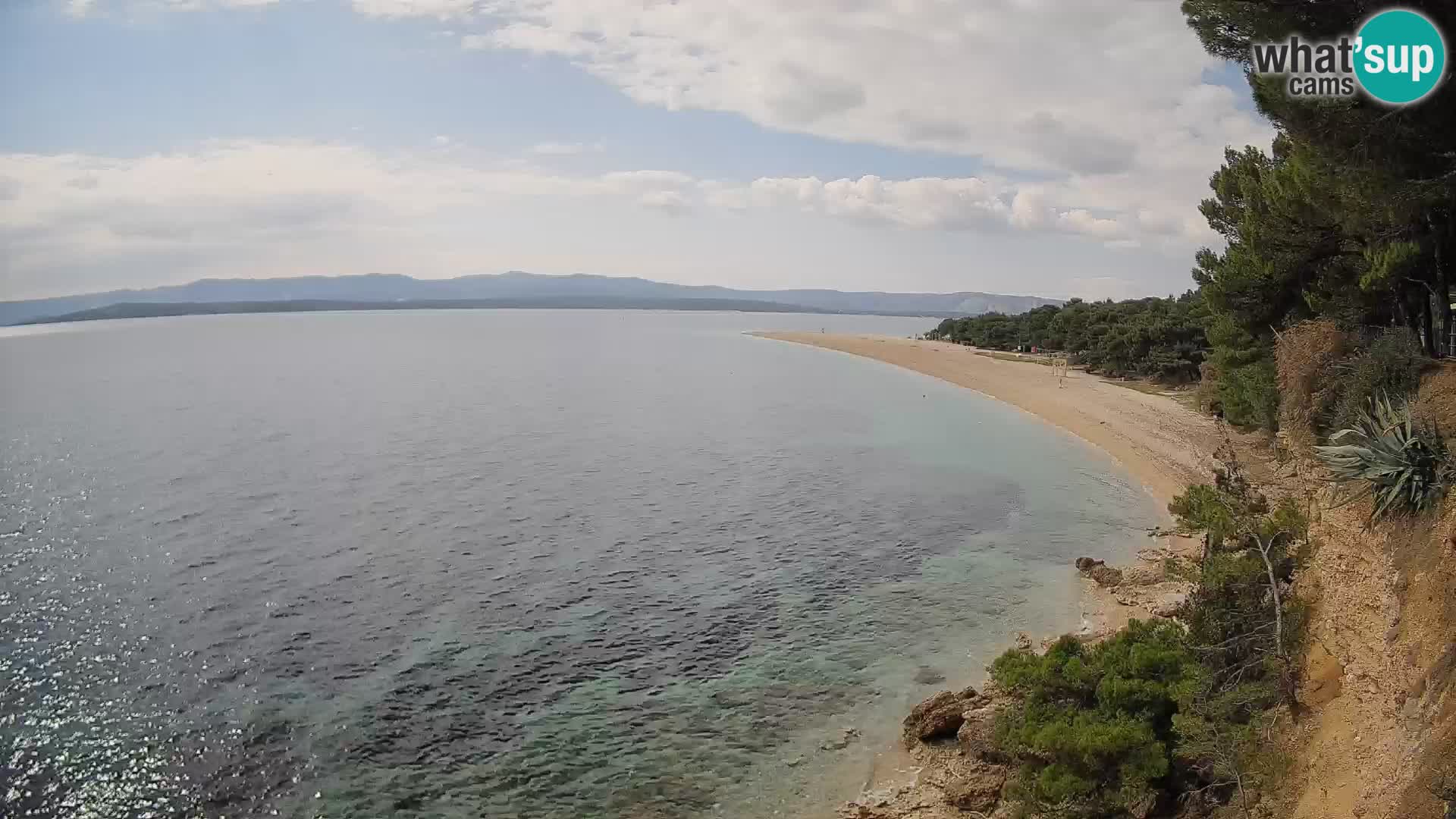 Spletna kamera Bol Zlatni Rat – Pogled v živo z otoka Brač