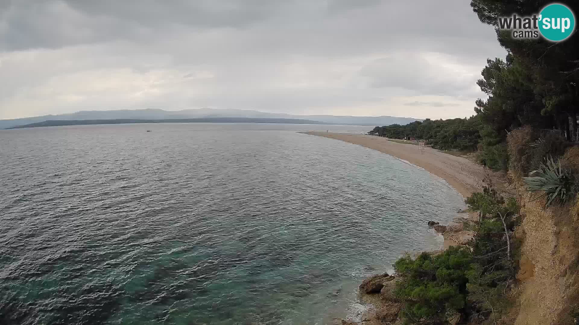 Web kamera Bol Zlatni Rat – Pogled uživo s otoka Brača