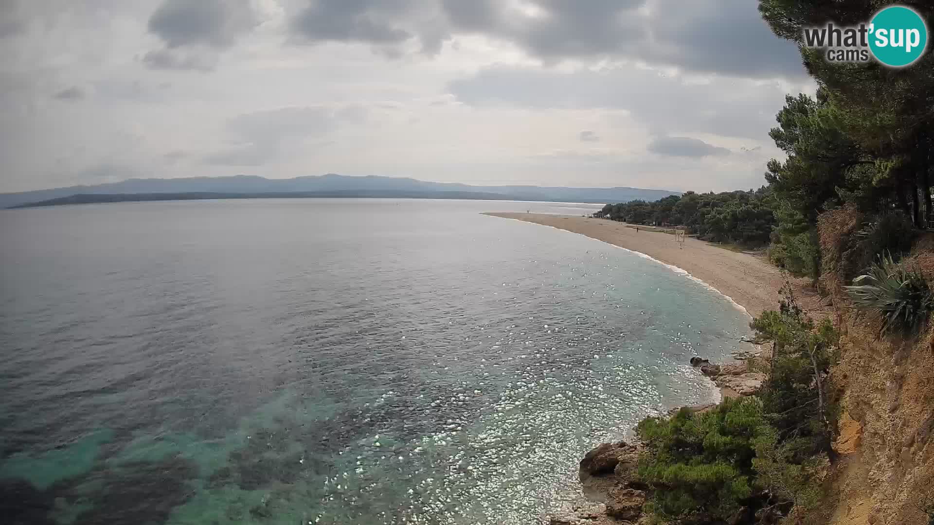 Spletna kamera Bol Zlatni Rat – Pogled v živo z otoka Brač