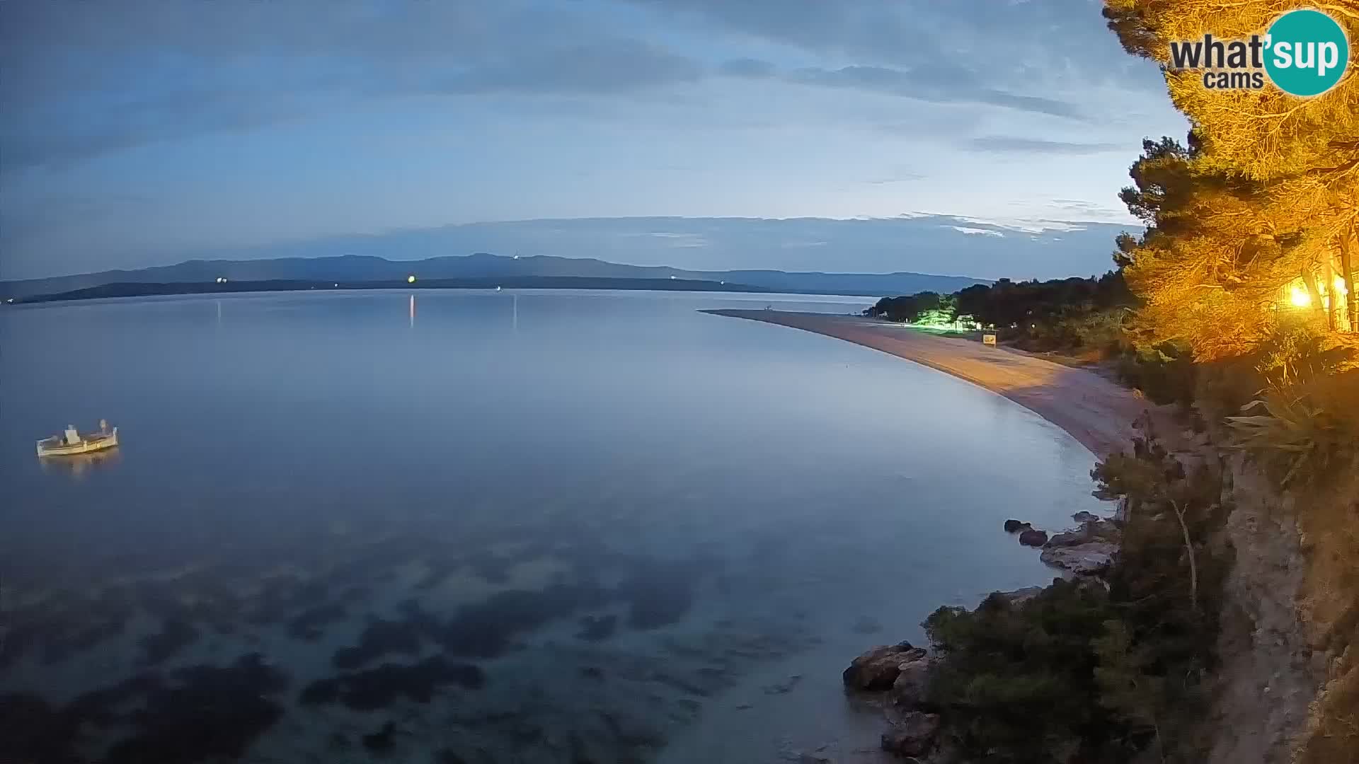 Webcam Zlatni Rat Bol – Liveblick vom berühmten Strand auf Brač