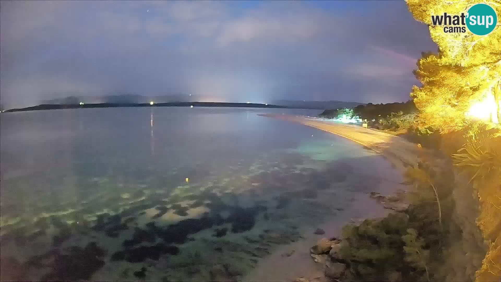 Webcam Zlatni Rat Bol – Liveblick vom berühmten Strand auf Brač