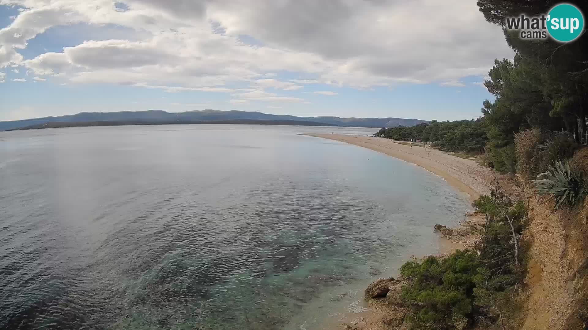 Spletna kamera Bol Zlatni Rat – Pogled v živo z otoka Brač