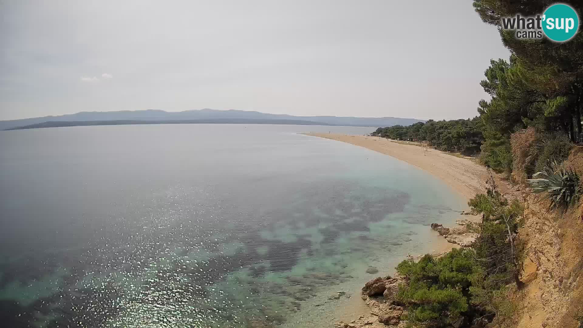 Spletna kamera Bol Zlatni Rat – Pogled v živo z otoka Brač