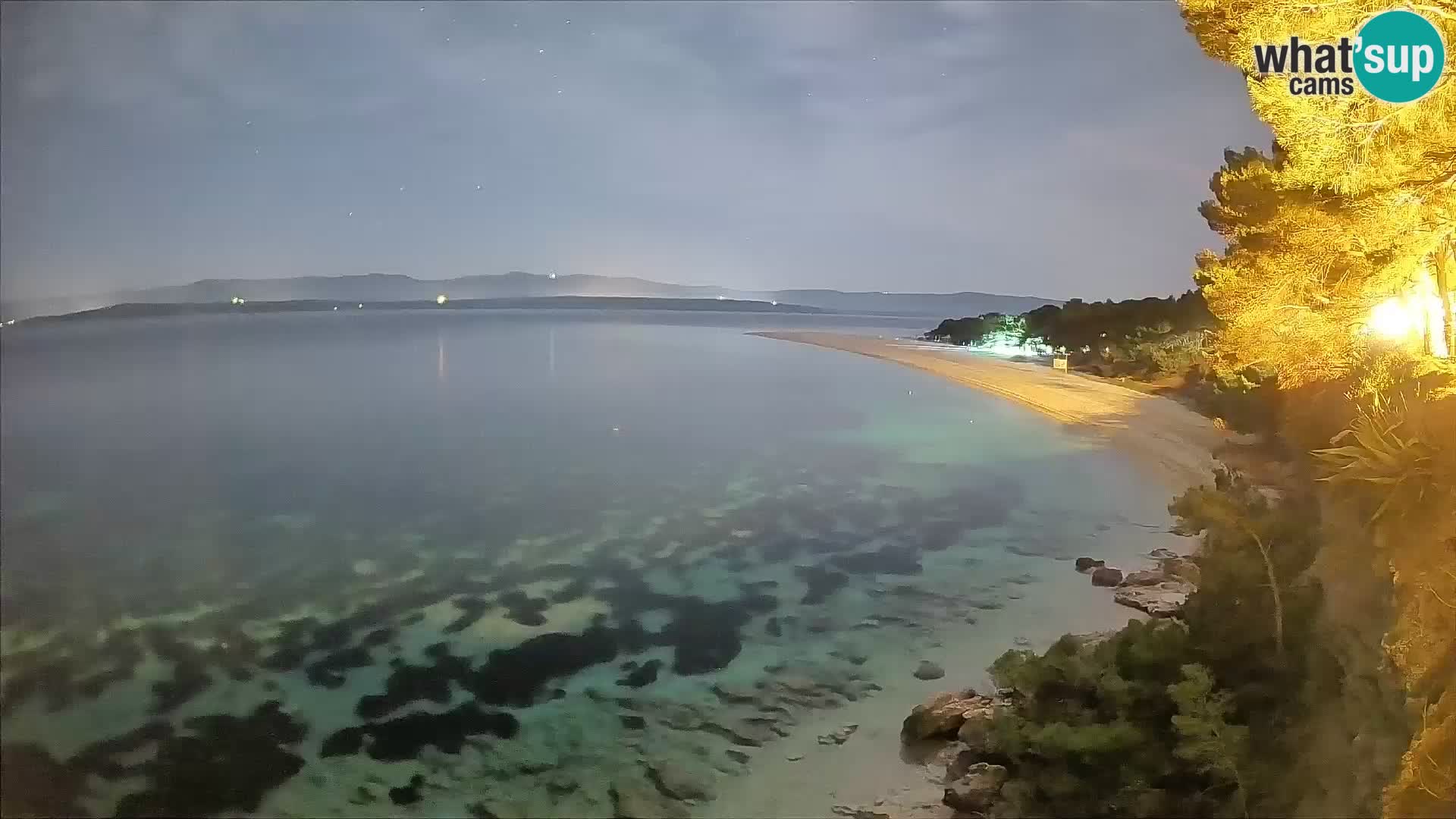 Webcam Zlatni Rat Bol – Liveblick vom berühmten Strand auf Brač