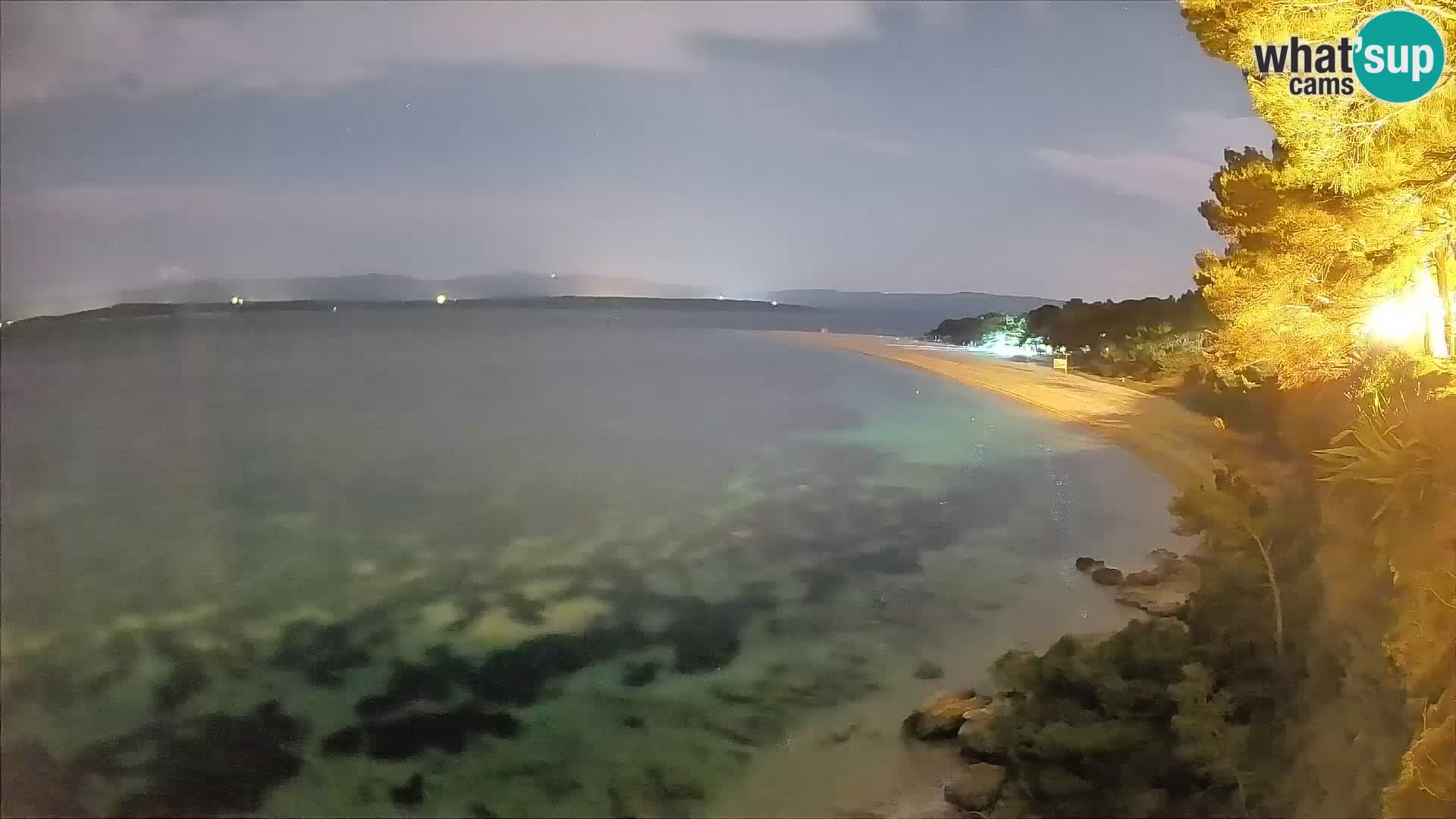 Webcam Zlatni Rat Bol – Liveblick vom berühmten Strand auf Brač