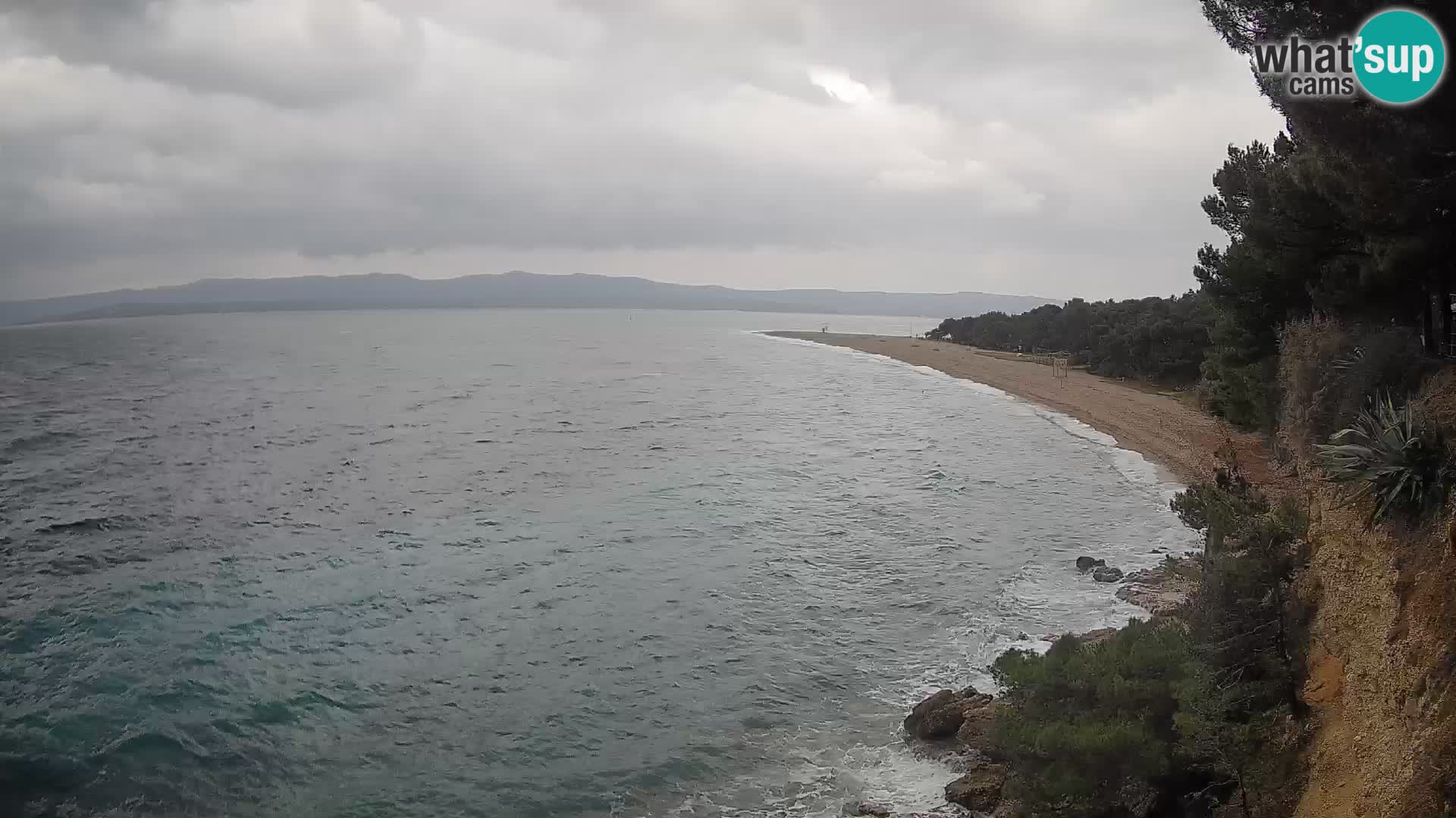 Spletna kamera Bol Zlatni Rat – Pogled v živo z otoka Brač