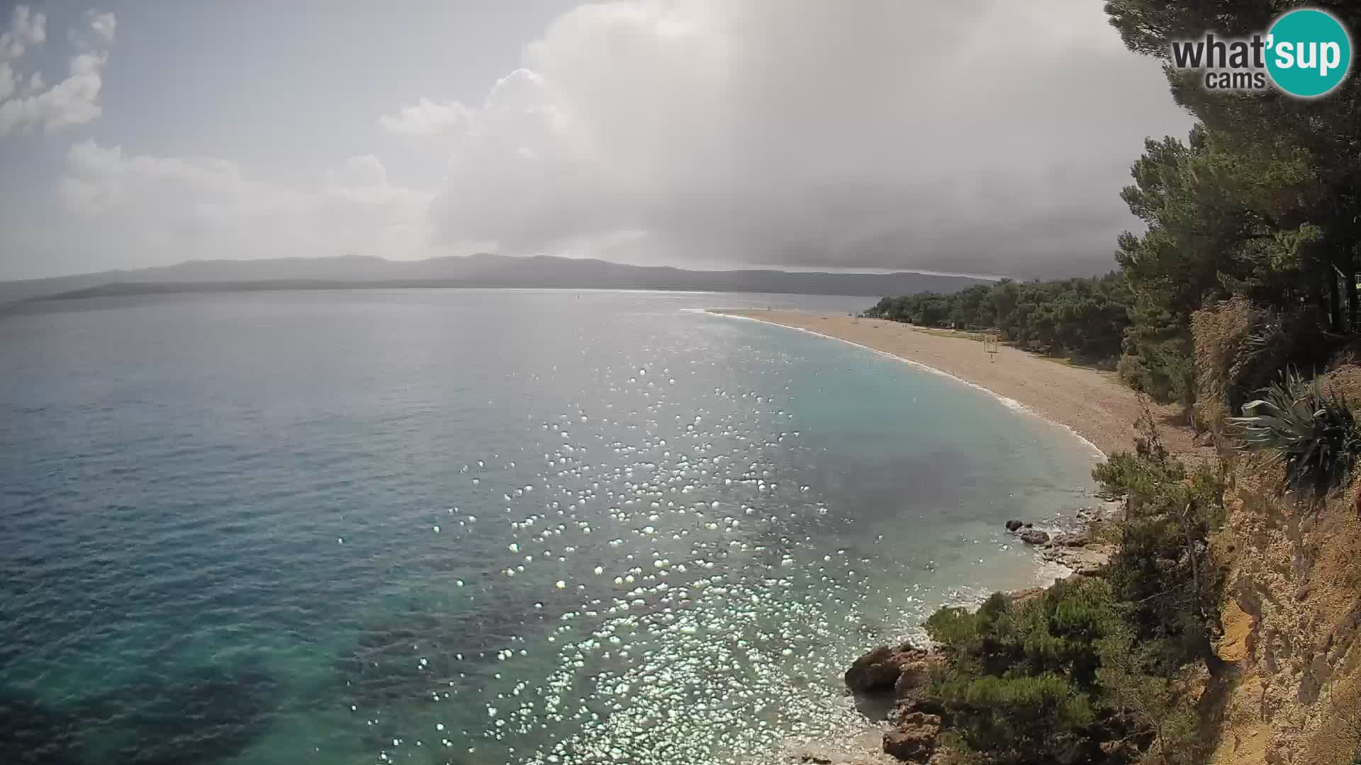 Spletna kamera Bol Zlatni Rat – Pogled v živo z otoka Brač