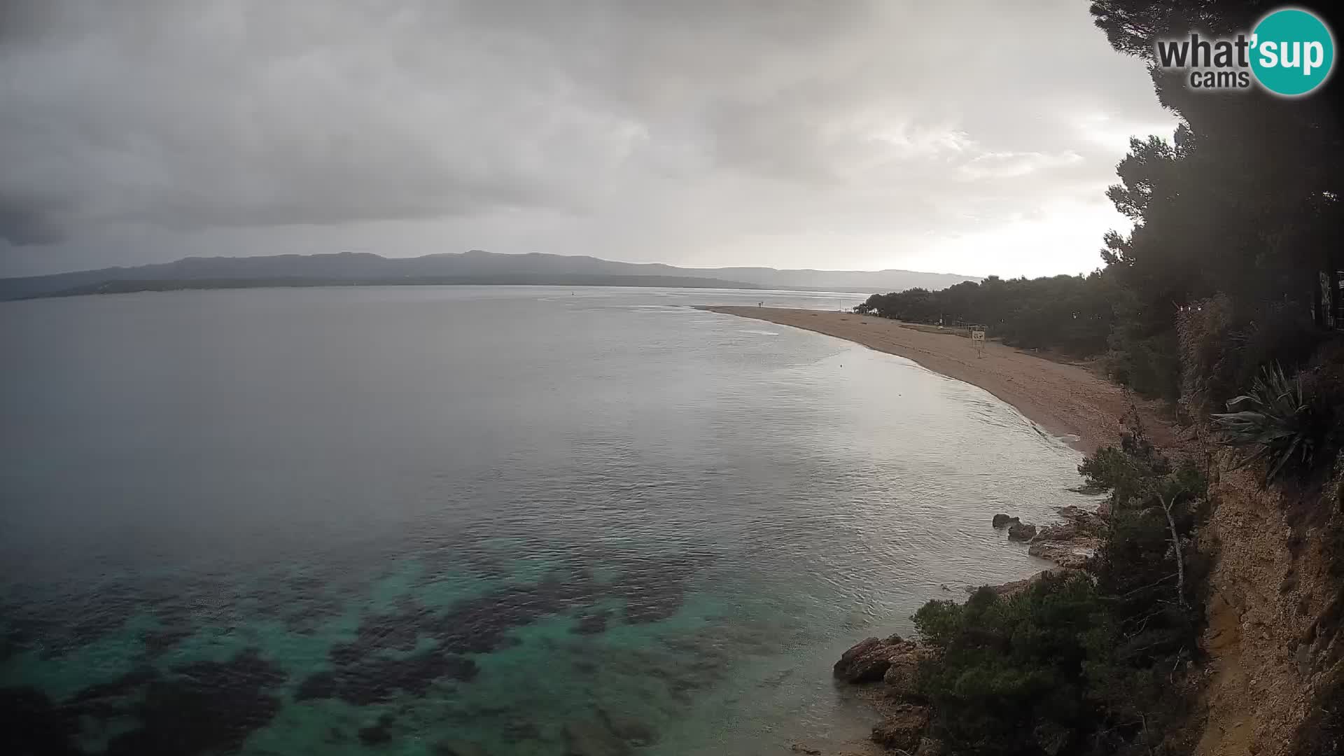 Web kamera Bol Zlatni Rat – Pogled uživo s otoka Brača