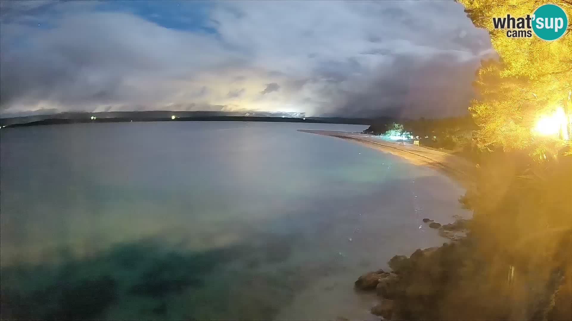Webcam Zlatni Rat Bol – Liveblick vom berühmten Strand auf Brač