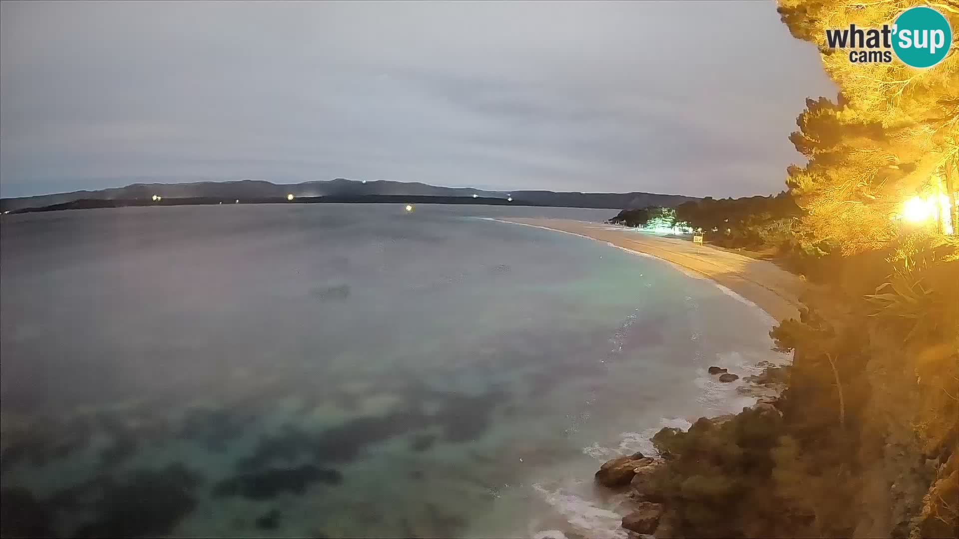 Webcam Zlatni Rat Bol – Liveblick vom berühmten Strand auf Brač