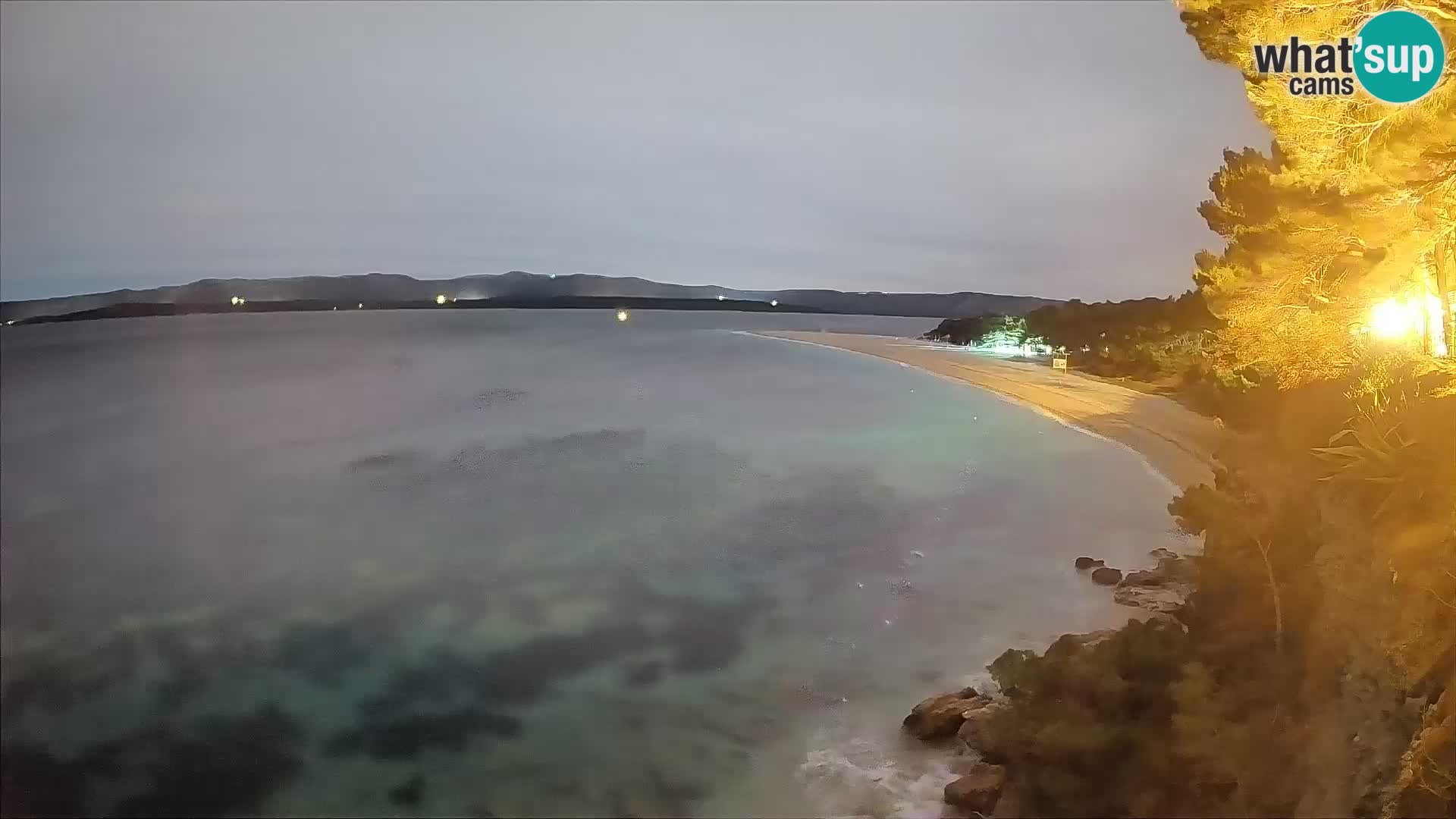 Webcam Zlatni Rat Bol – Liveblick vom berühmten Strand auf Brač