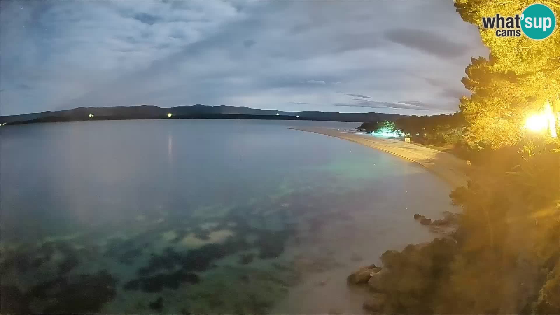 Webcam Zlatni Rat Bol – Liveblick vom berühmten Strand auf Brač