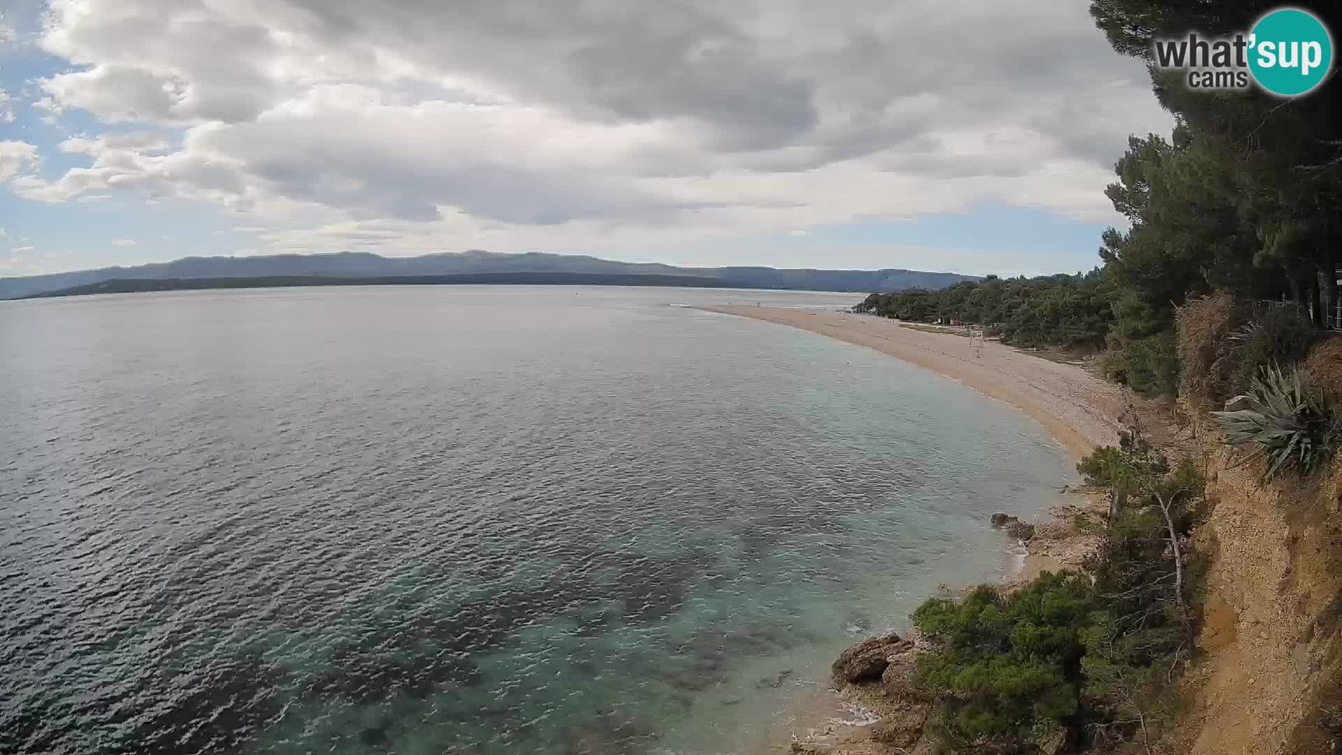 Spletna kamera Bol Zlatni Rat – Pogled v živo z otoka Brač