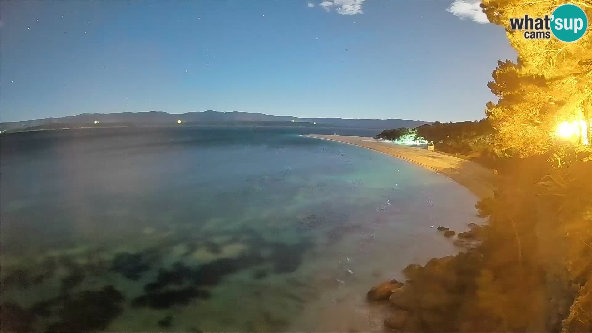 Webcam Zlatni Rat Bol – Liveblick vom berühmten Strand auf Brač