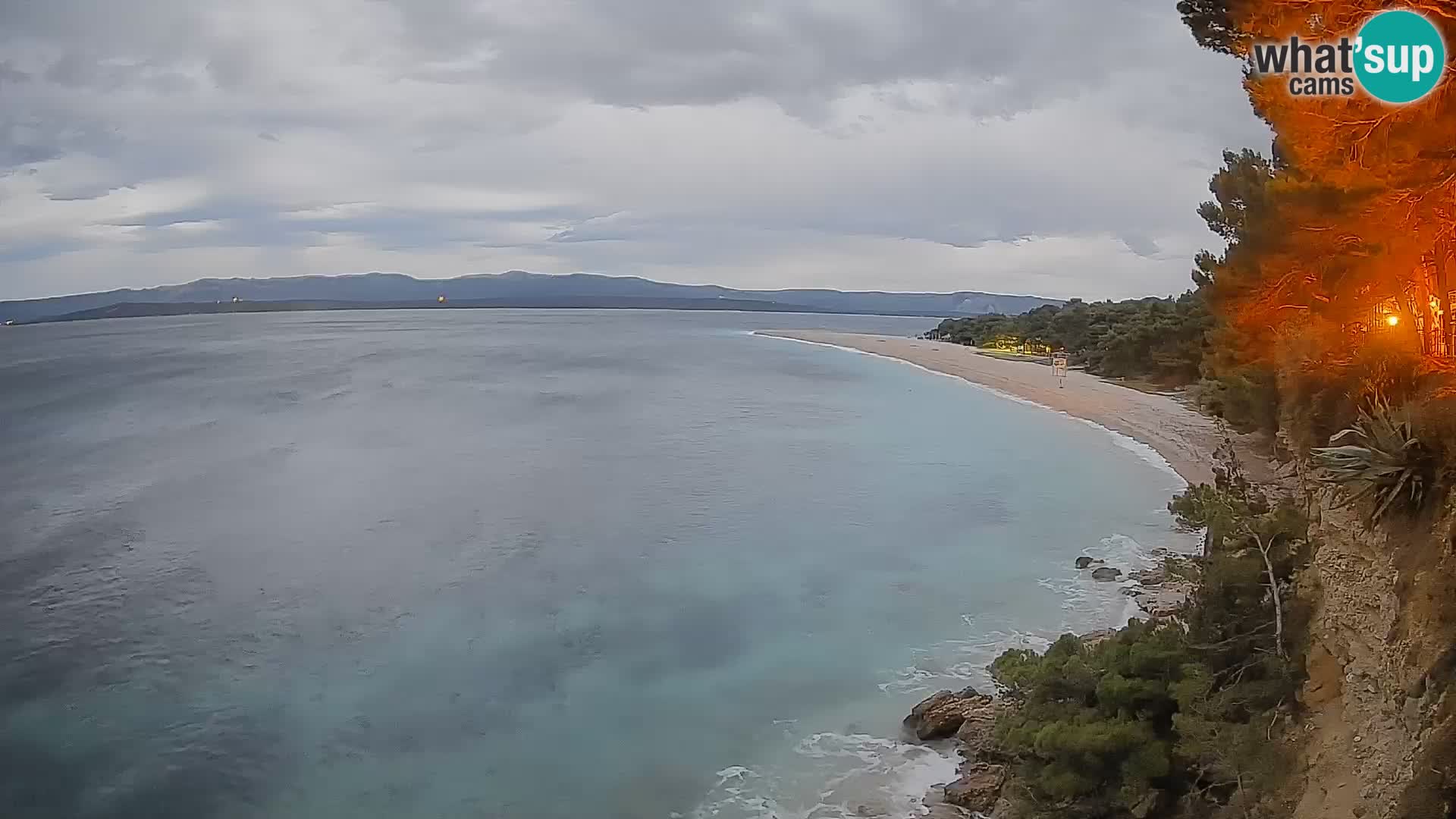 Webcam Zlatni Rat Bol – Liveblick vom berühmten Strand auf Brač