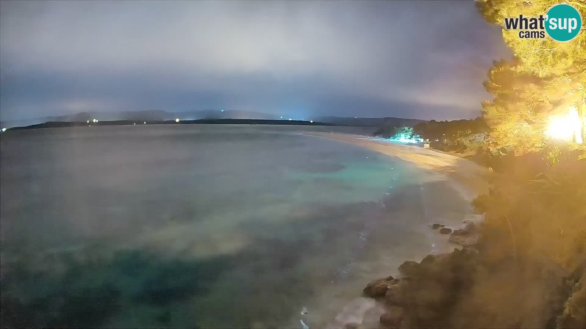 Webcam Zlatni Rat Bol – Liveblick vom berühmten Strand auf Brač
