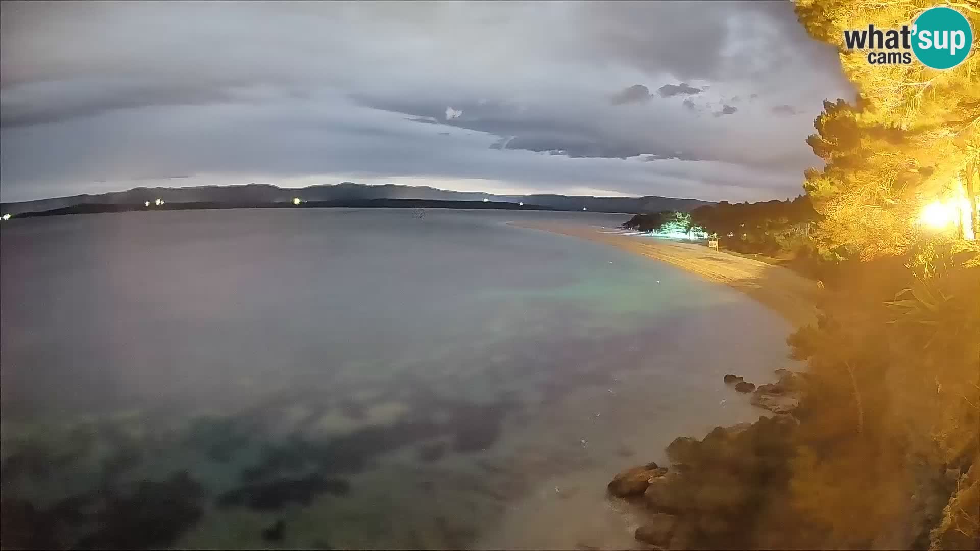 Webcam Zlatni Rat Bol – Liveblick vom berühmten Strand auf Brač